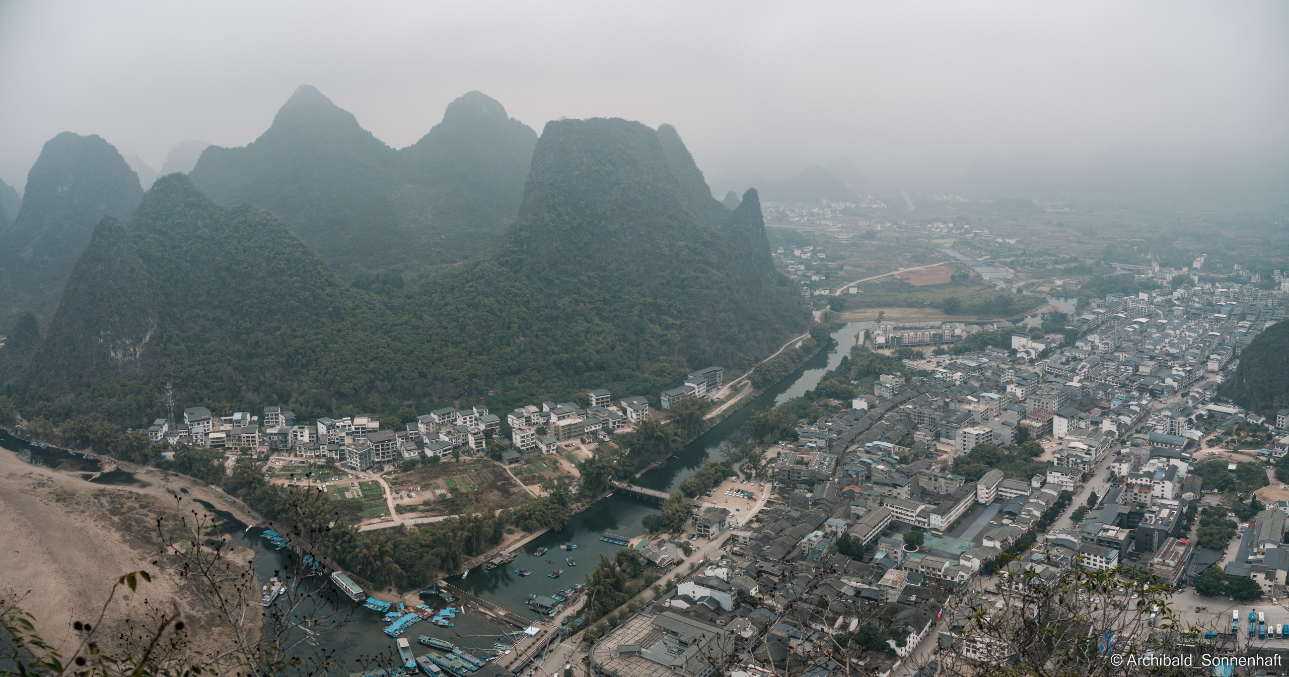 YangShuo2. Photographer in Guangzhou, China. Archibald Sonnenhaft