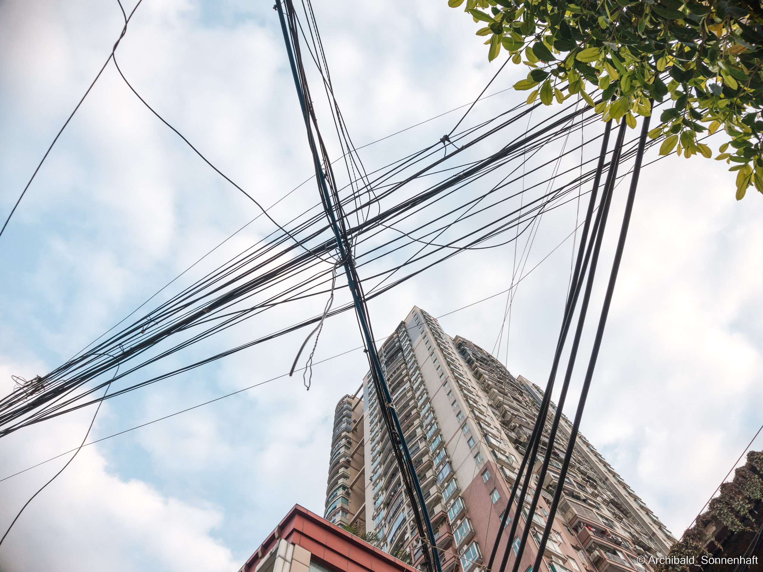 Guangzhou #0225. Photographer in Guangzhou, China. Archibald Sonnenhaft