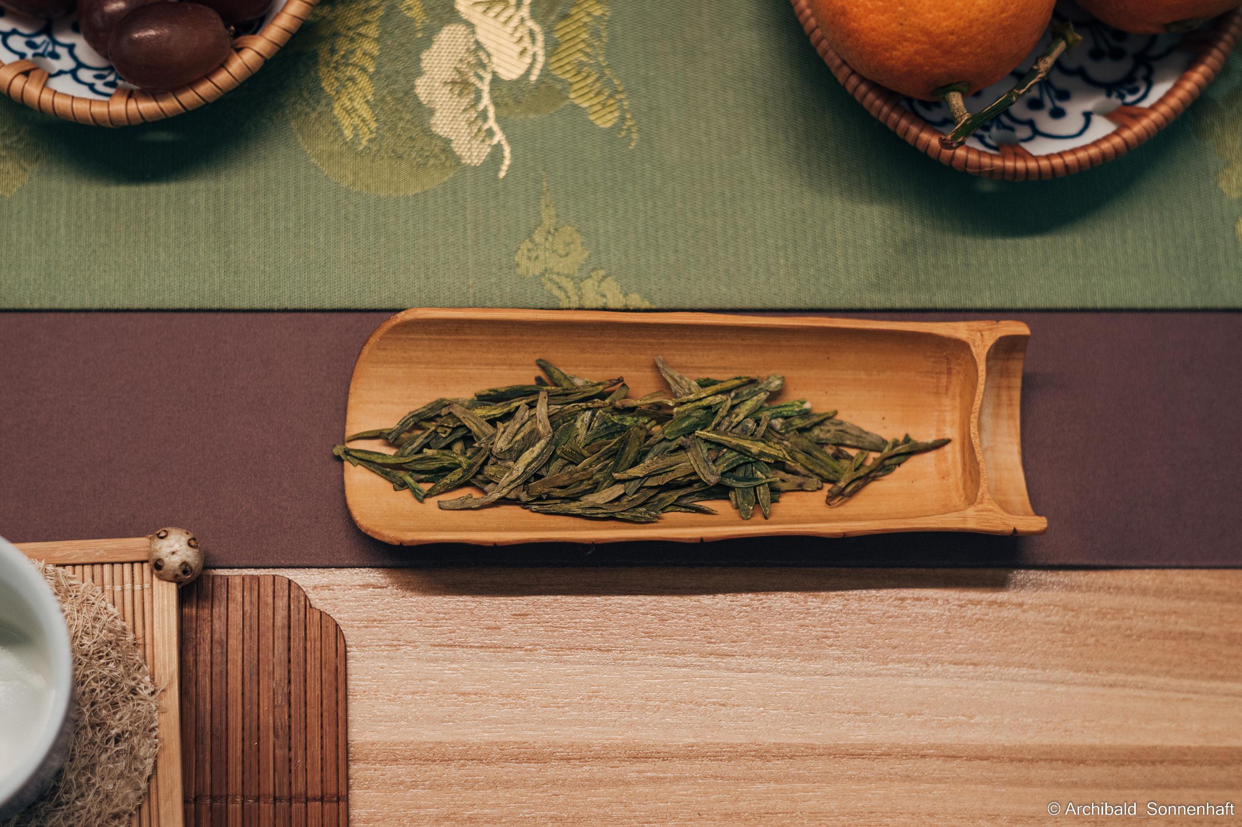 Chinese tea ceremony in Tianjin. Photographer in Guangzhou, China. Archibald Sonnenhaft