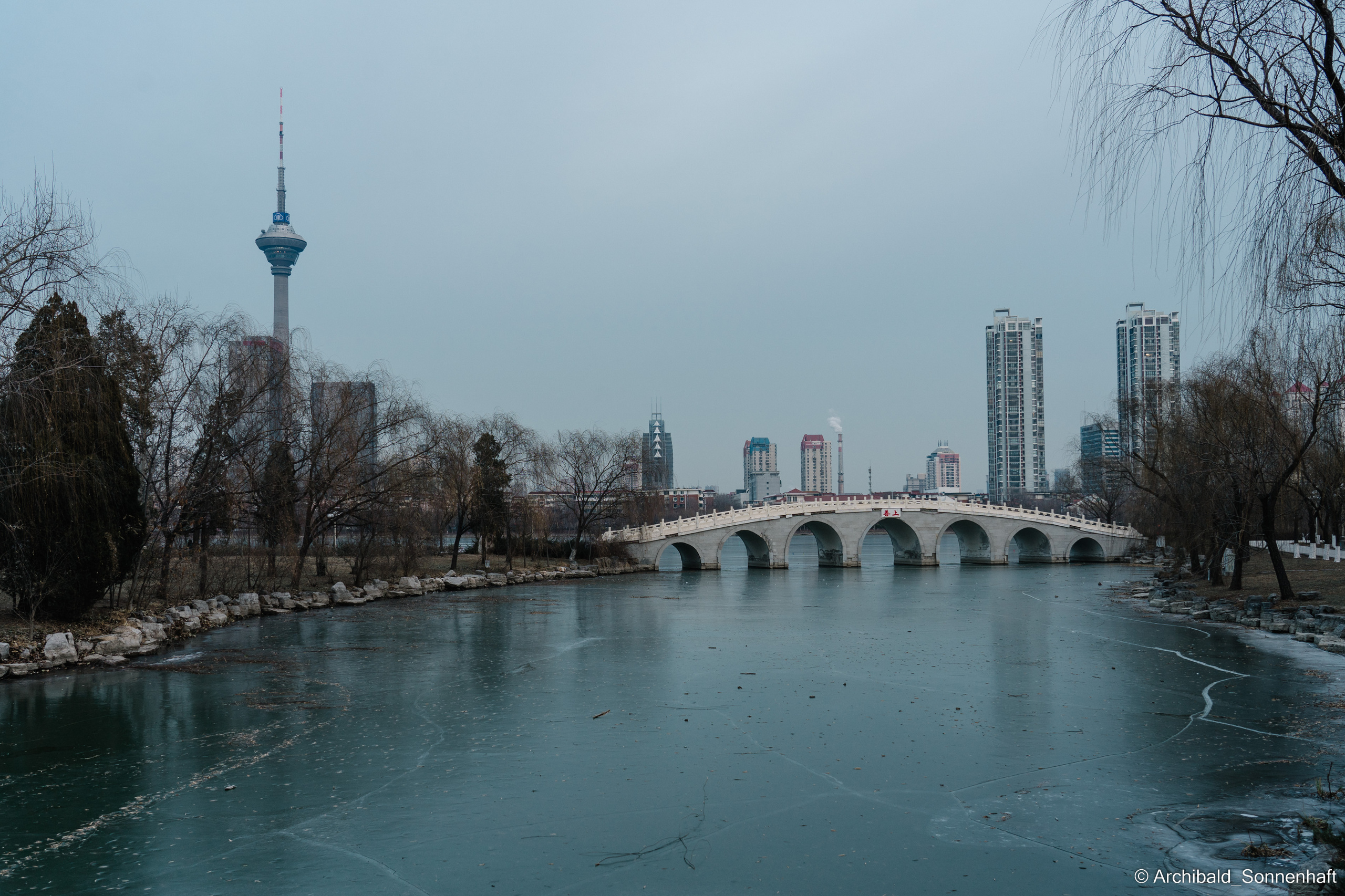 水上公园. Photographer in Guangzhou, China. Archibald Sonnenhaft
