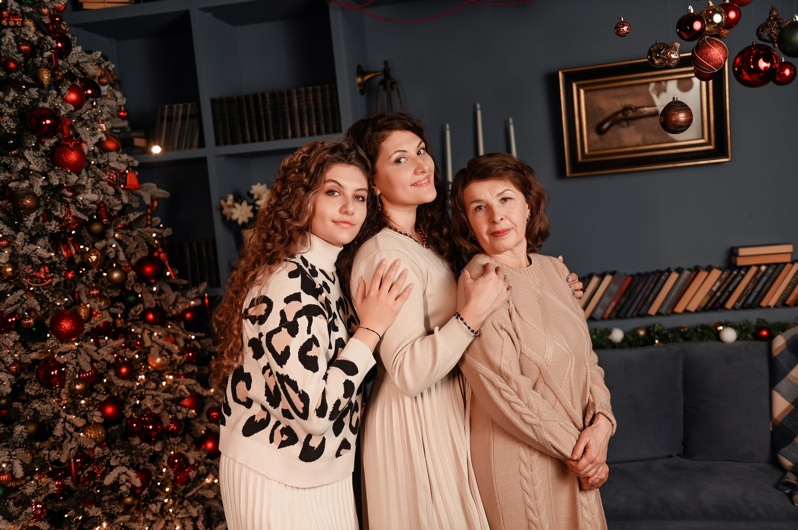 Новогодняя семейная. Свадебный, семейный, детский, контент фотограф в Омске Максим Ильин