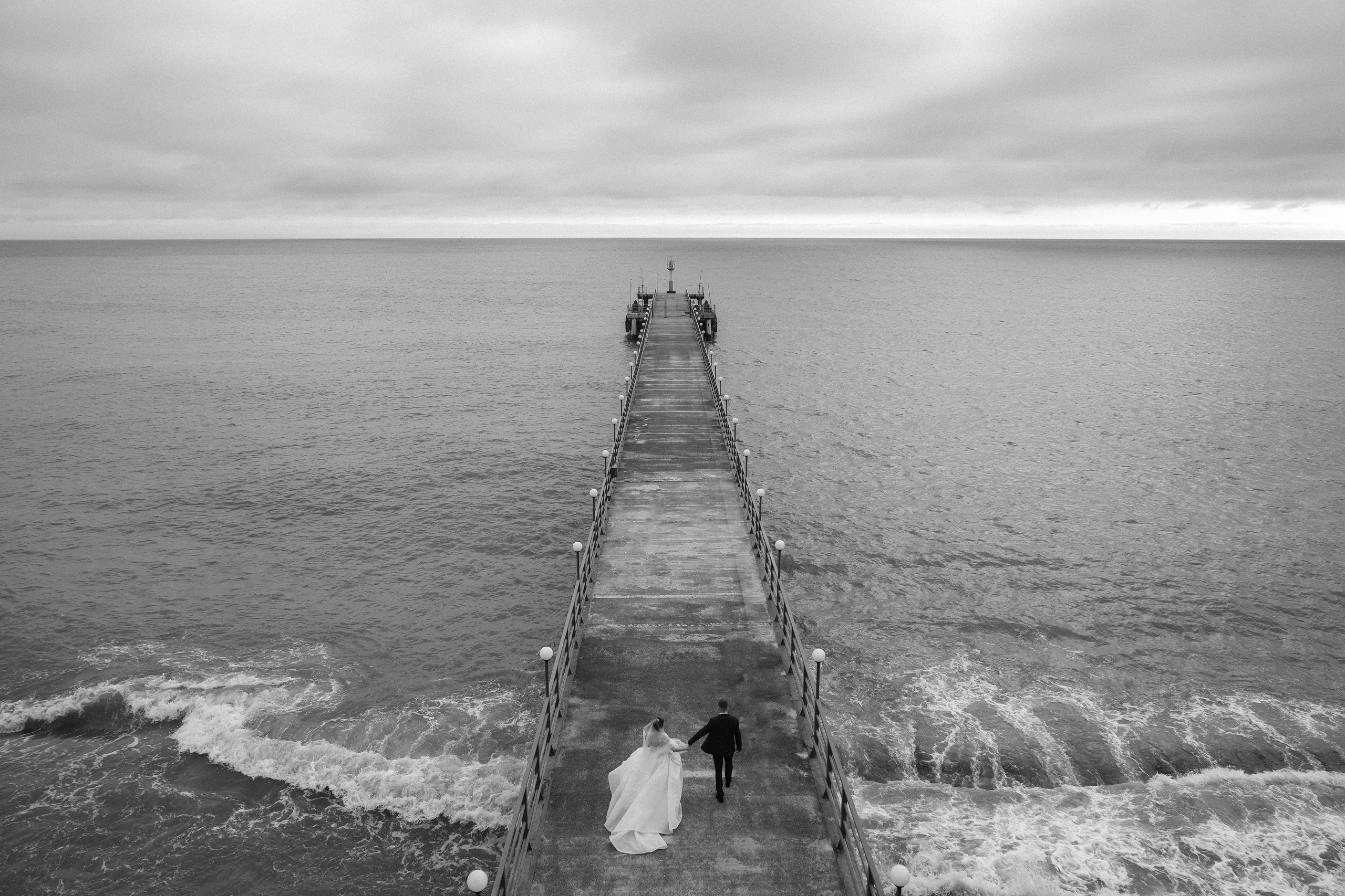 Свадебная фотосессия в Сочи. Свадебный фотограф в Сочи и Адлере — Фотосессии на море и в горах | Виктор Рогулев