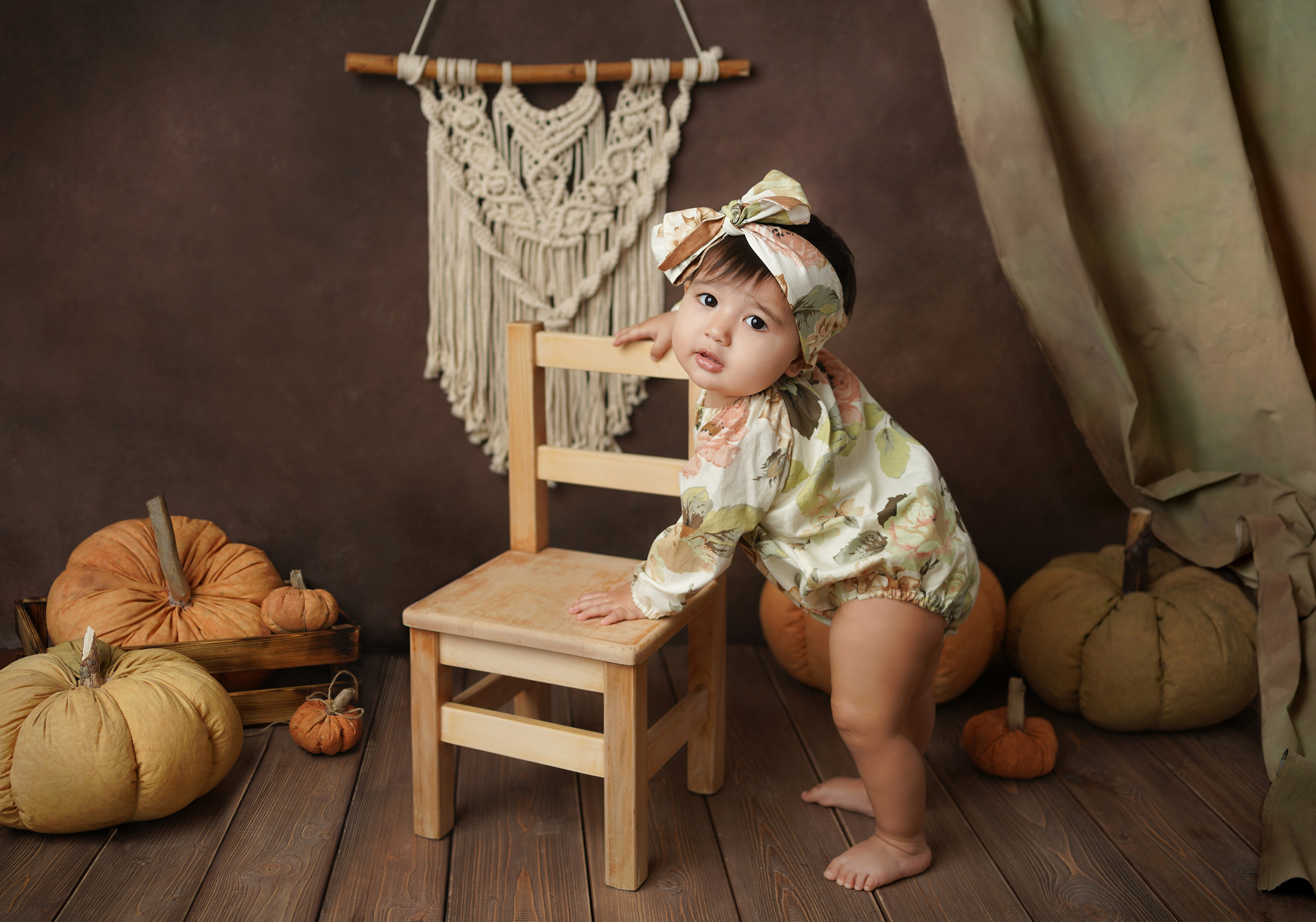 Детская фотосессия Первый год для девочек. Детский фотограф и фотограф новорожденных в Калининград Оксана Иваний