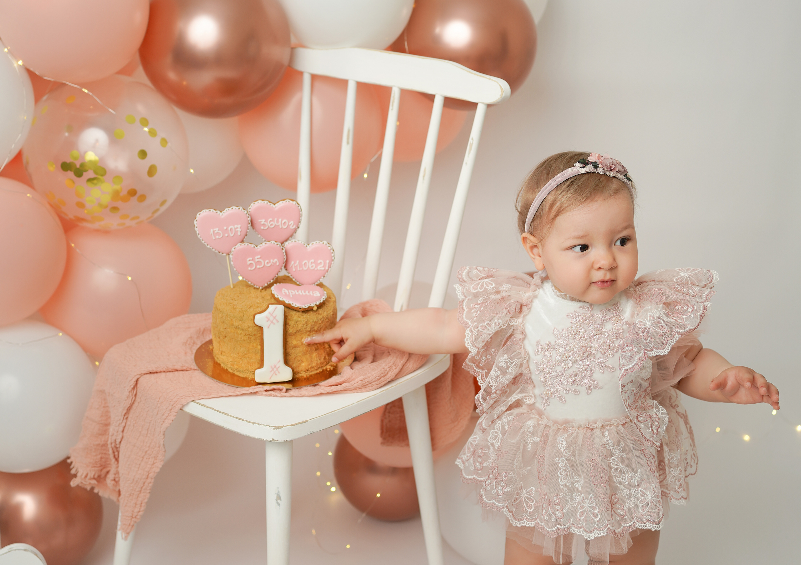 Детская фотосессия Первый год для девочек. Детский фотограф и фотограф новорожденных в Калининград Оксана Иваний