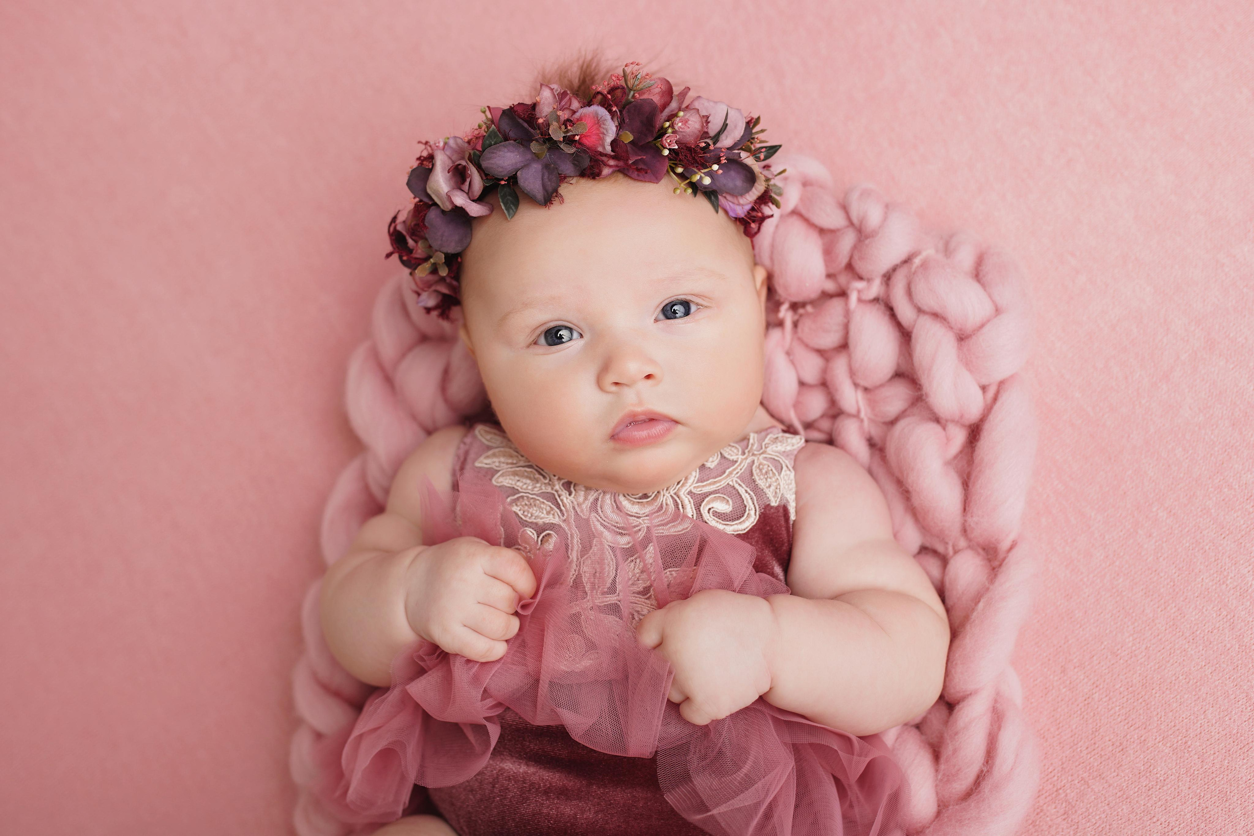 Детские фотосессии в детской фотостудии Калининграда. Детский фотограф и фотограф новорожденных в Калининград Оксана Иваний