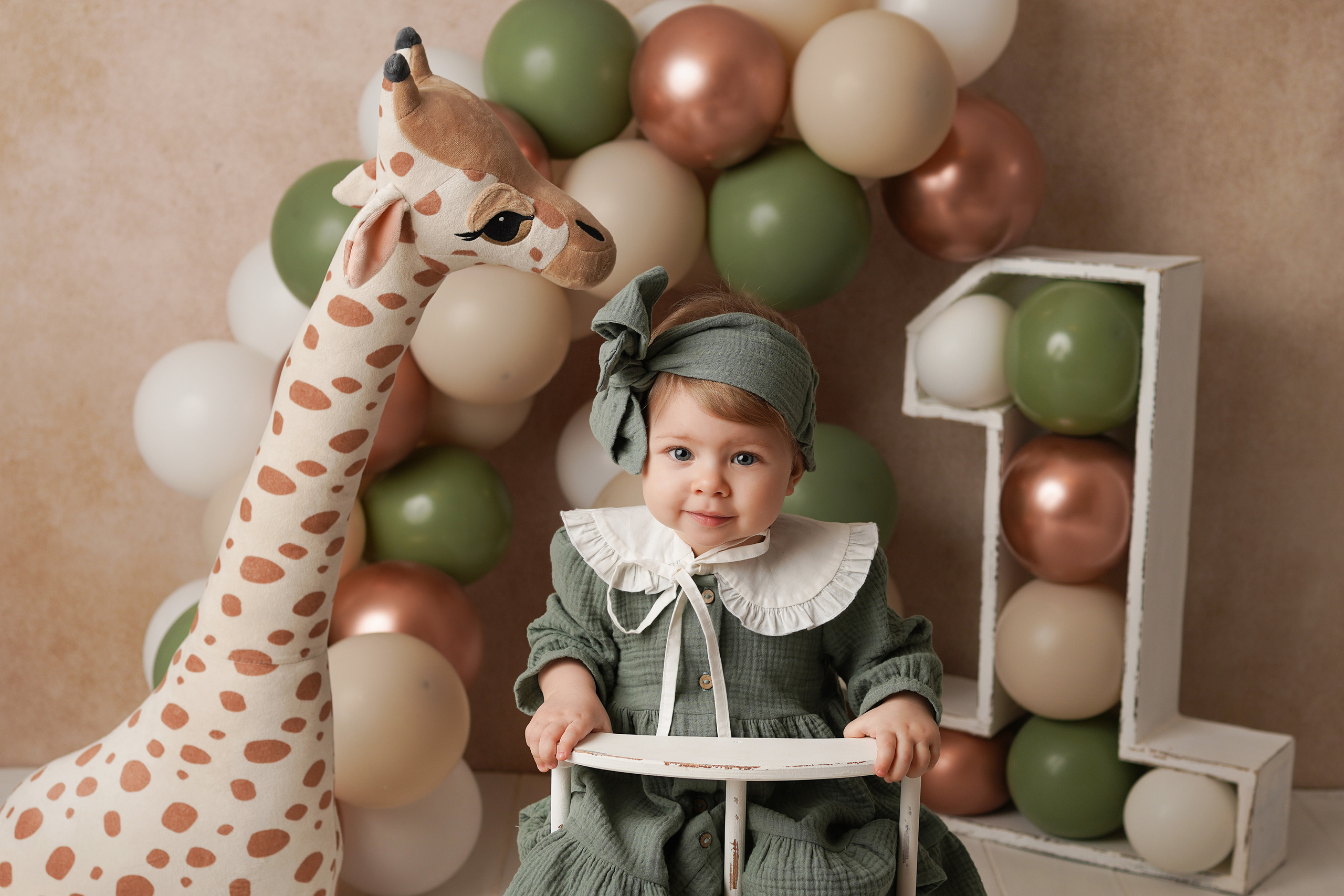 Детская фотосессия Первый год для девочек. Детский фотограф и фотограф новорожденных в Калининград Оксана Иваний