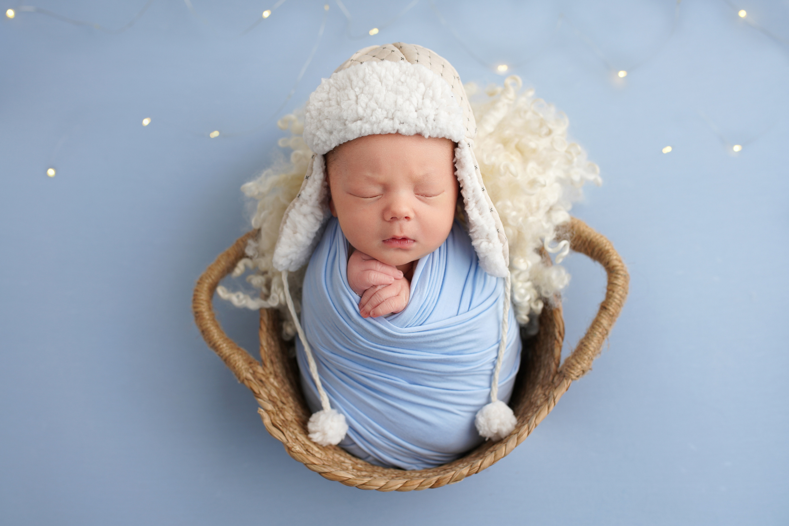 Детская фотосессия новорожденных мальчиков. Детский фотограф и фотограф новорожденных в Калининград Оксана Иваний