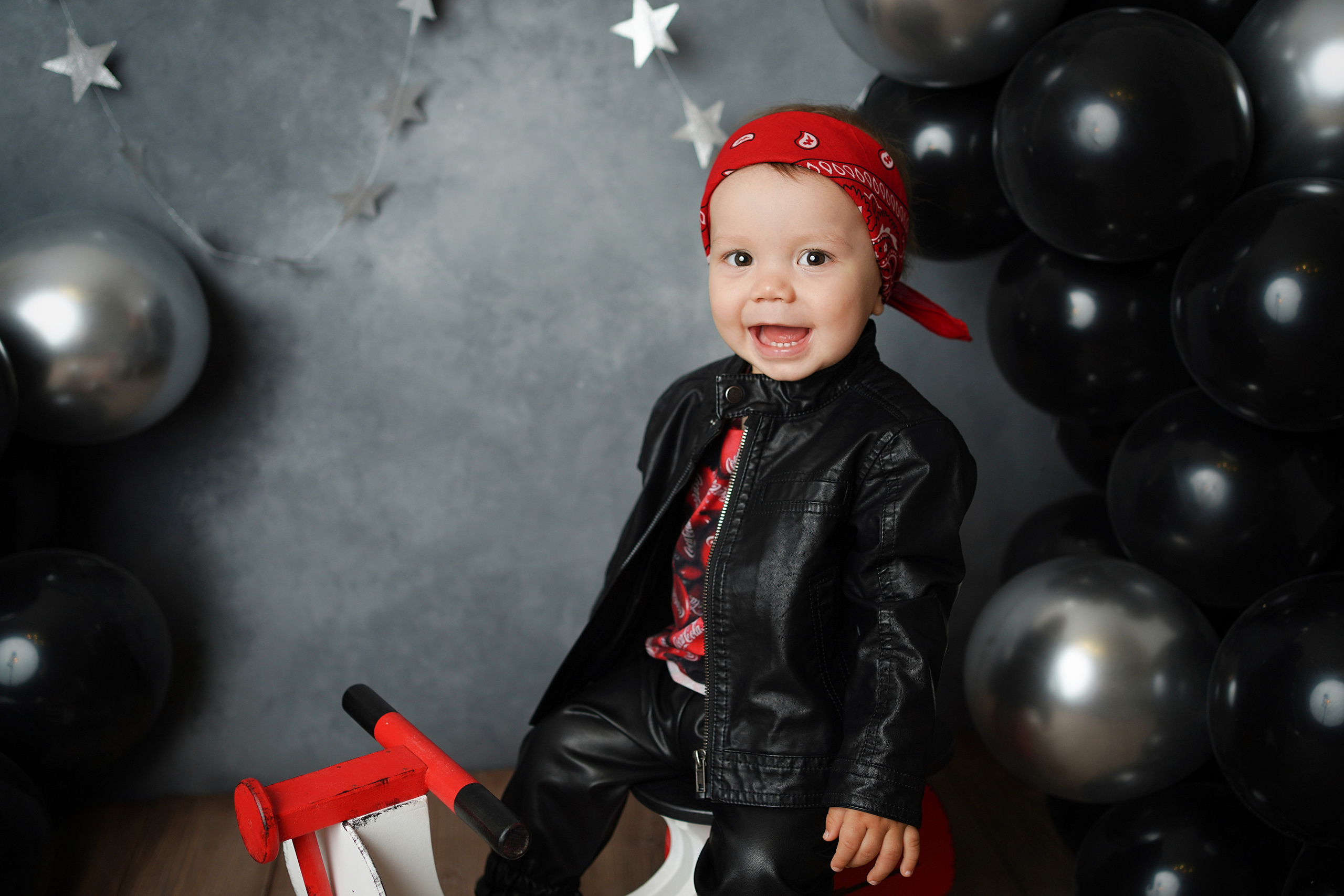 Детская фотосессия Первый годик Влада в детской фотостудии. Детский фотограф и фотограф новорожденных в Калининград Оксана Иваний