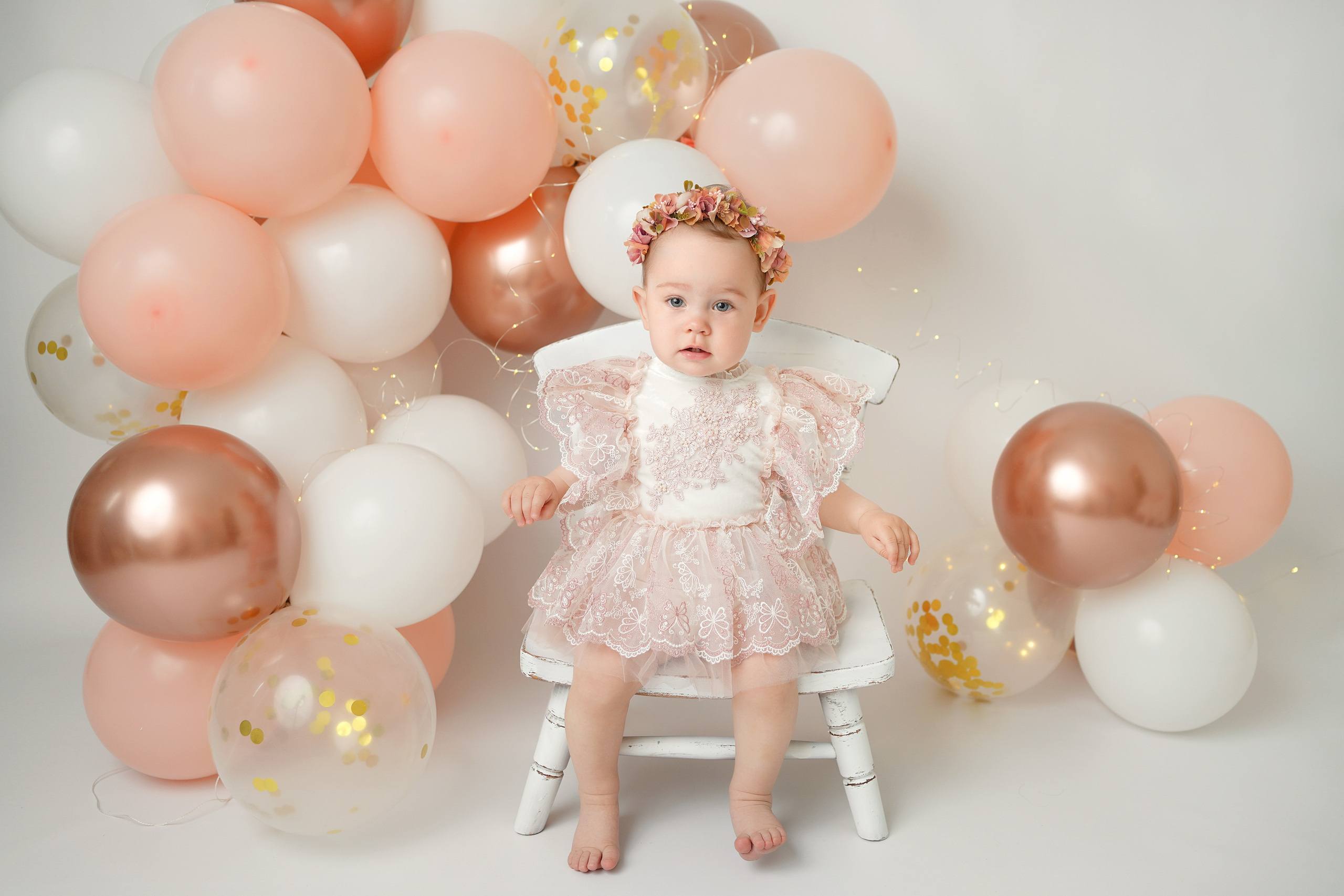 Детская фотосессия Первый год для девочек. Детский фотограф и фотограф новорожденных в Калининград Оксана Иваний