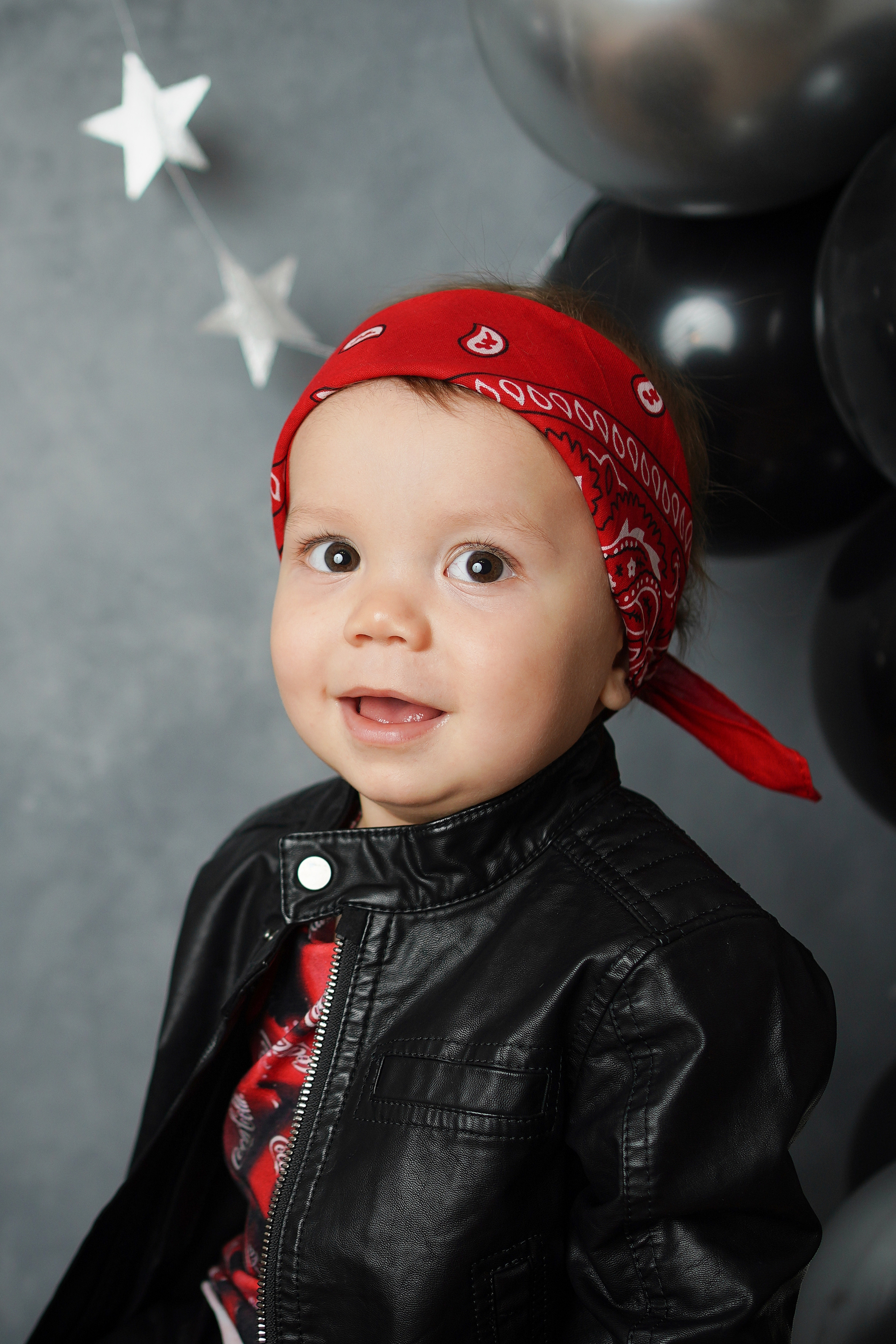 Детская фотосессия Первый годик Влада в детской фотостудии. Детский фотограф и фотограф новорожденных в Калининград Оксана Иваний