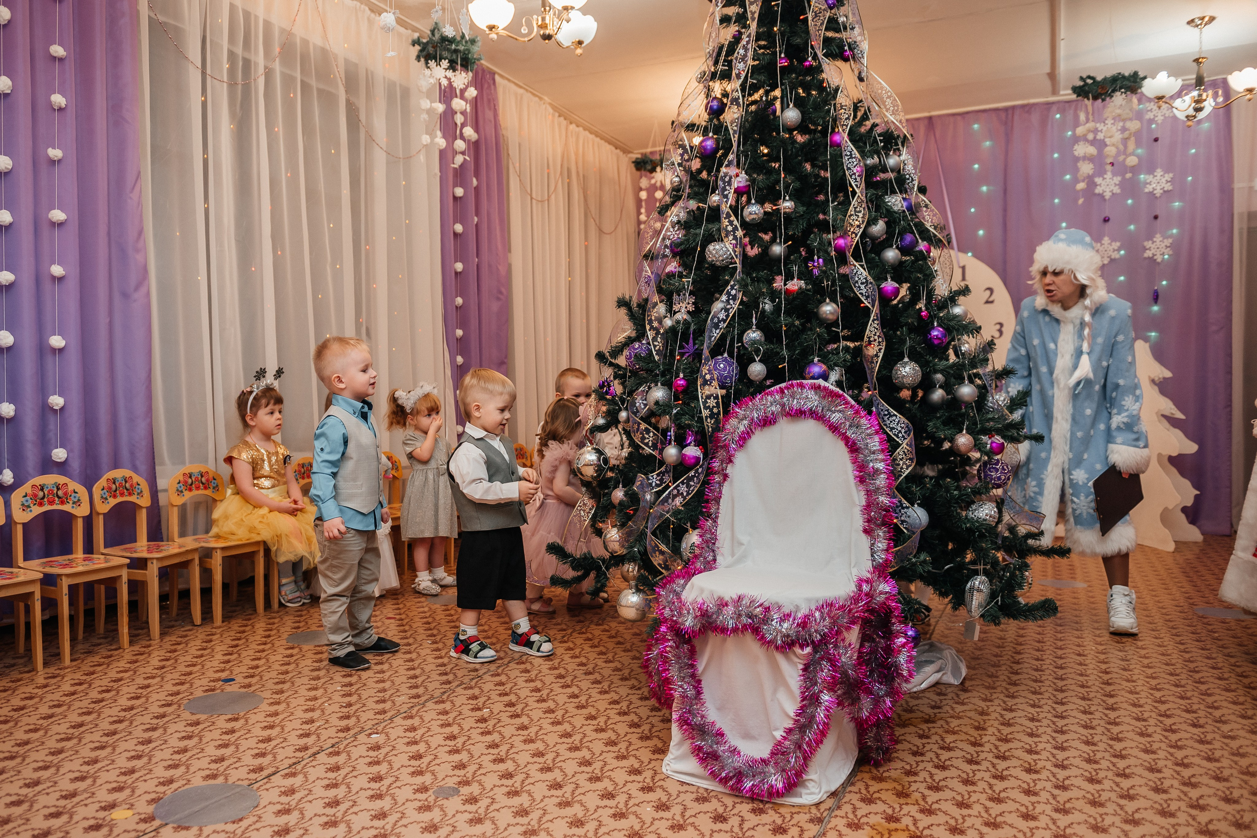 Новогодний утренник ДС № 99. Свадебный и семейный фотограф в Дзержинске Екатерина Шулакова