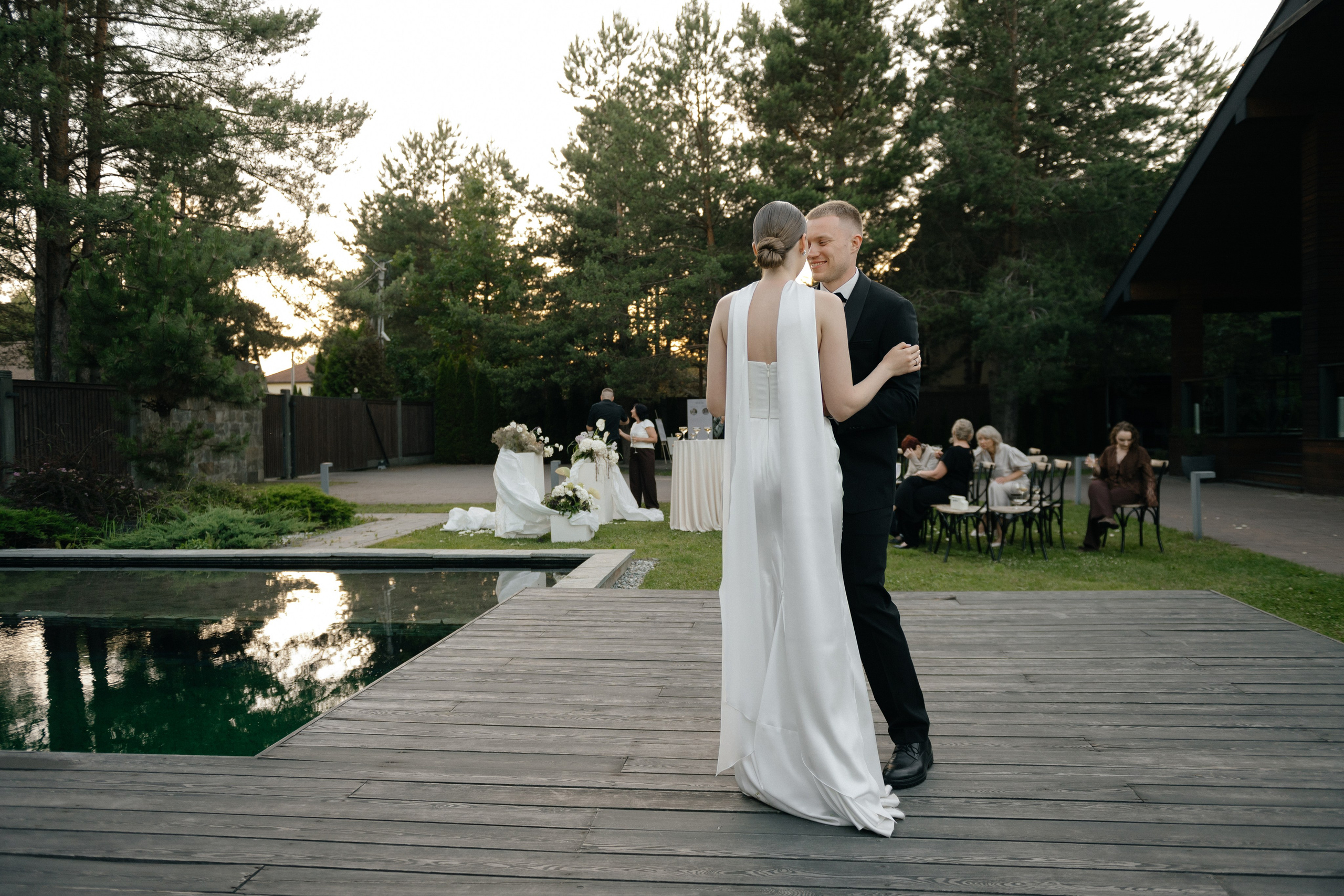 Wedding day in DELICE CHALET. Wedding PHOTOGRAPHER Andrew Vnukov