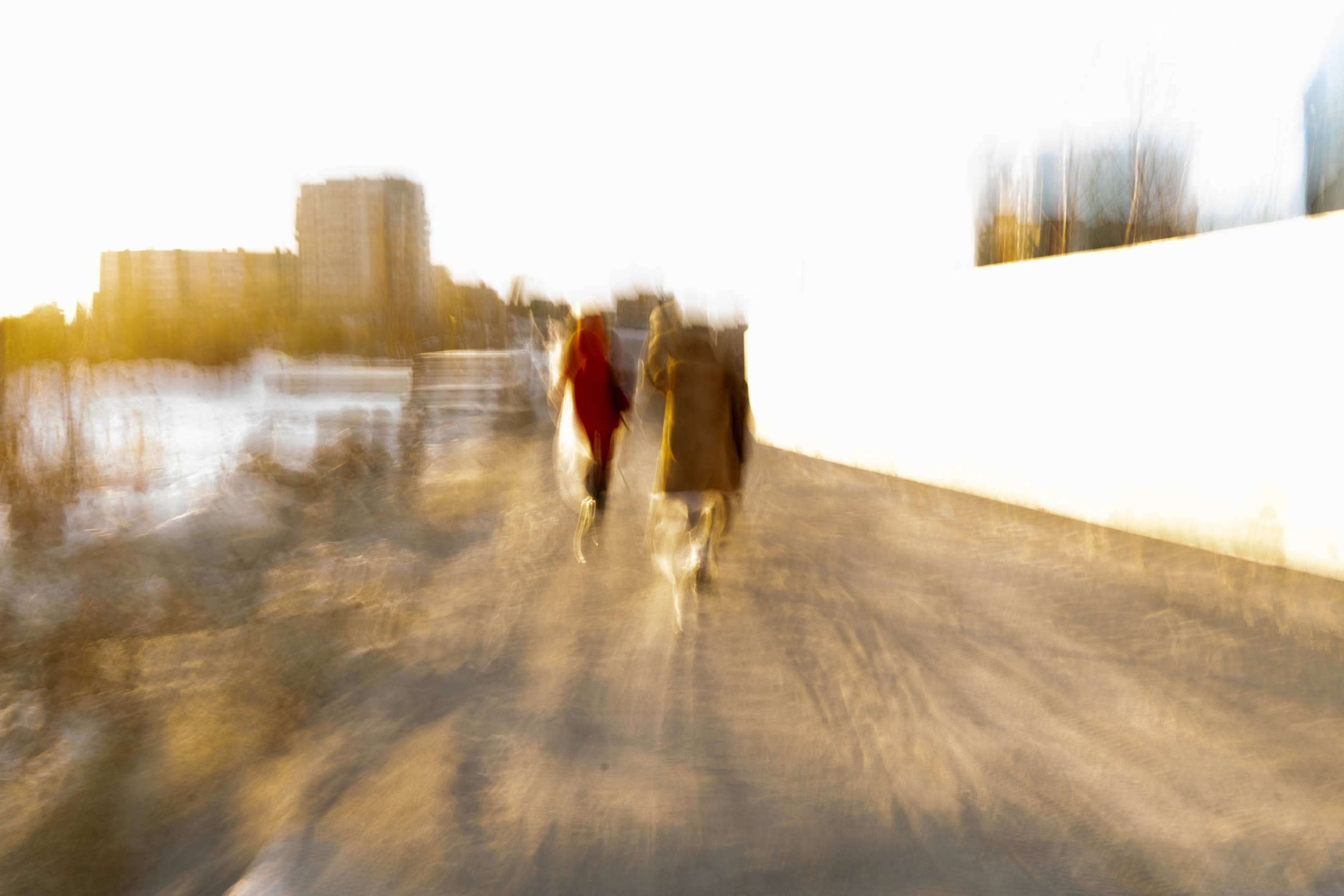 Exit or Escape. Whoii art