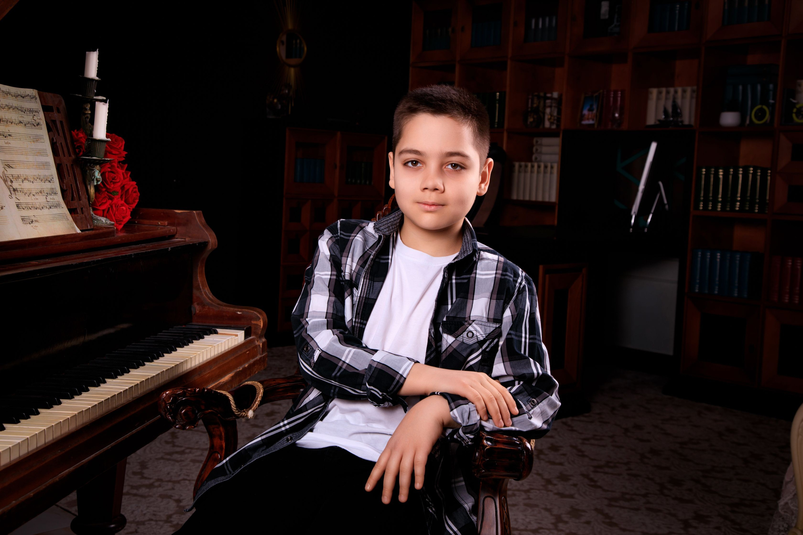 Фотосессия Мальчиков до 14 лет в Студии — Fotogen. Интерьерная фотостудия FOTOGEN г. Краснодар