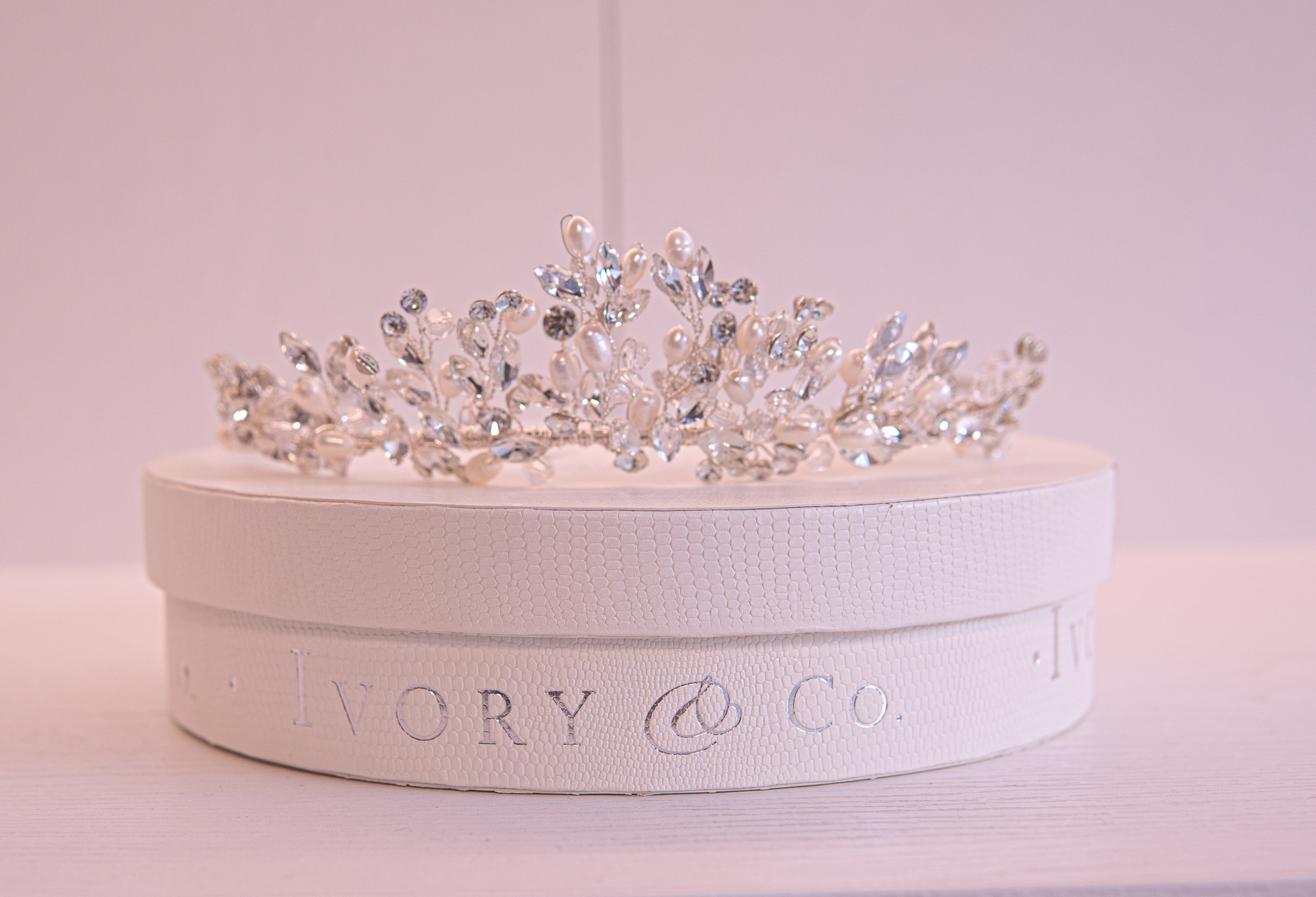 La Esposa. Wedding Photographer in Barcelona and Medellin