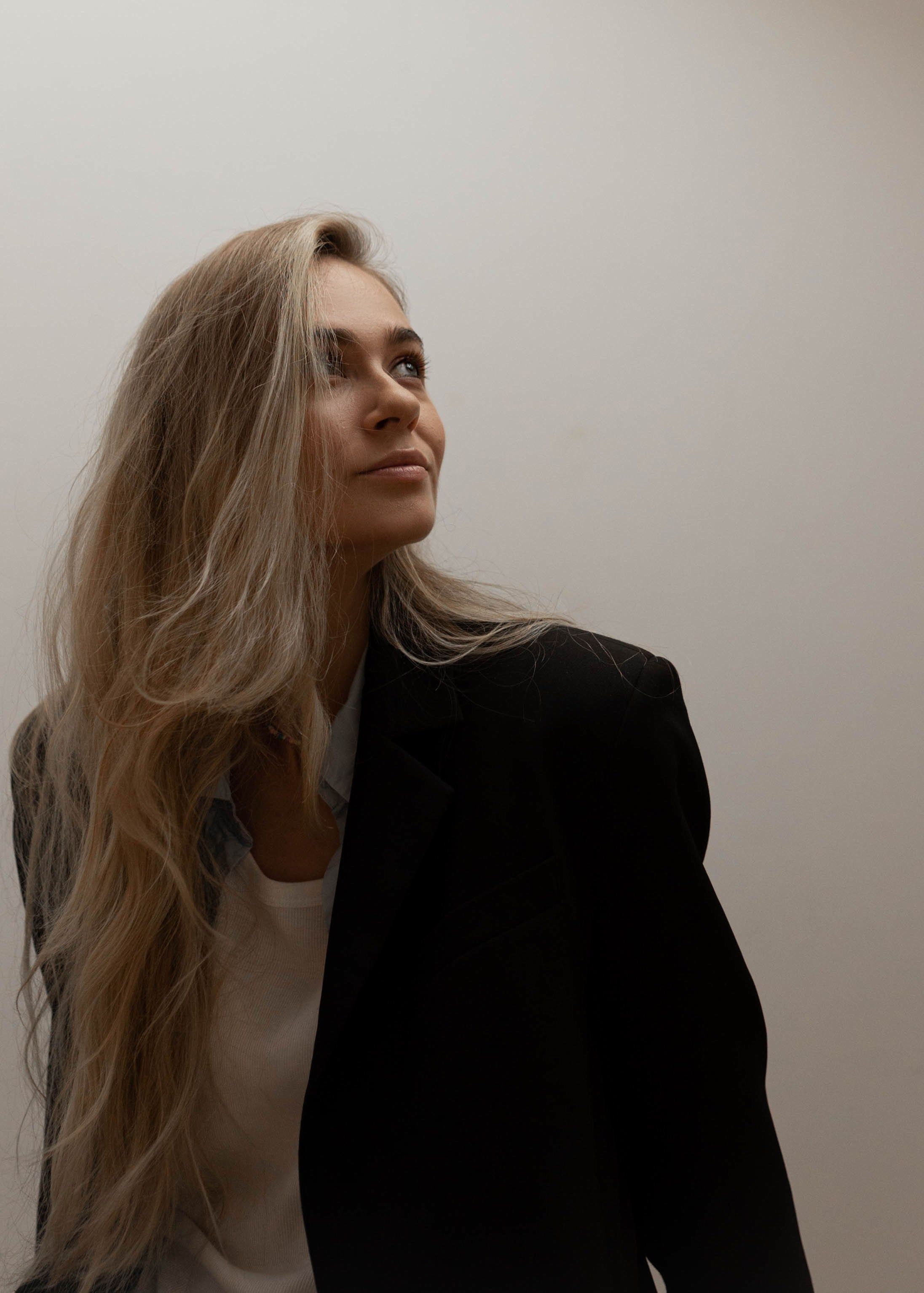 Портфолио со студийными съемками. Женский и свадебный фотограф Анастасия Митрохина