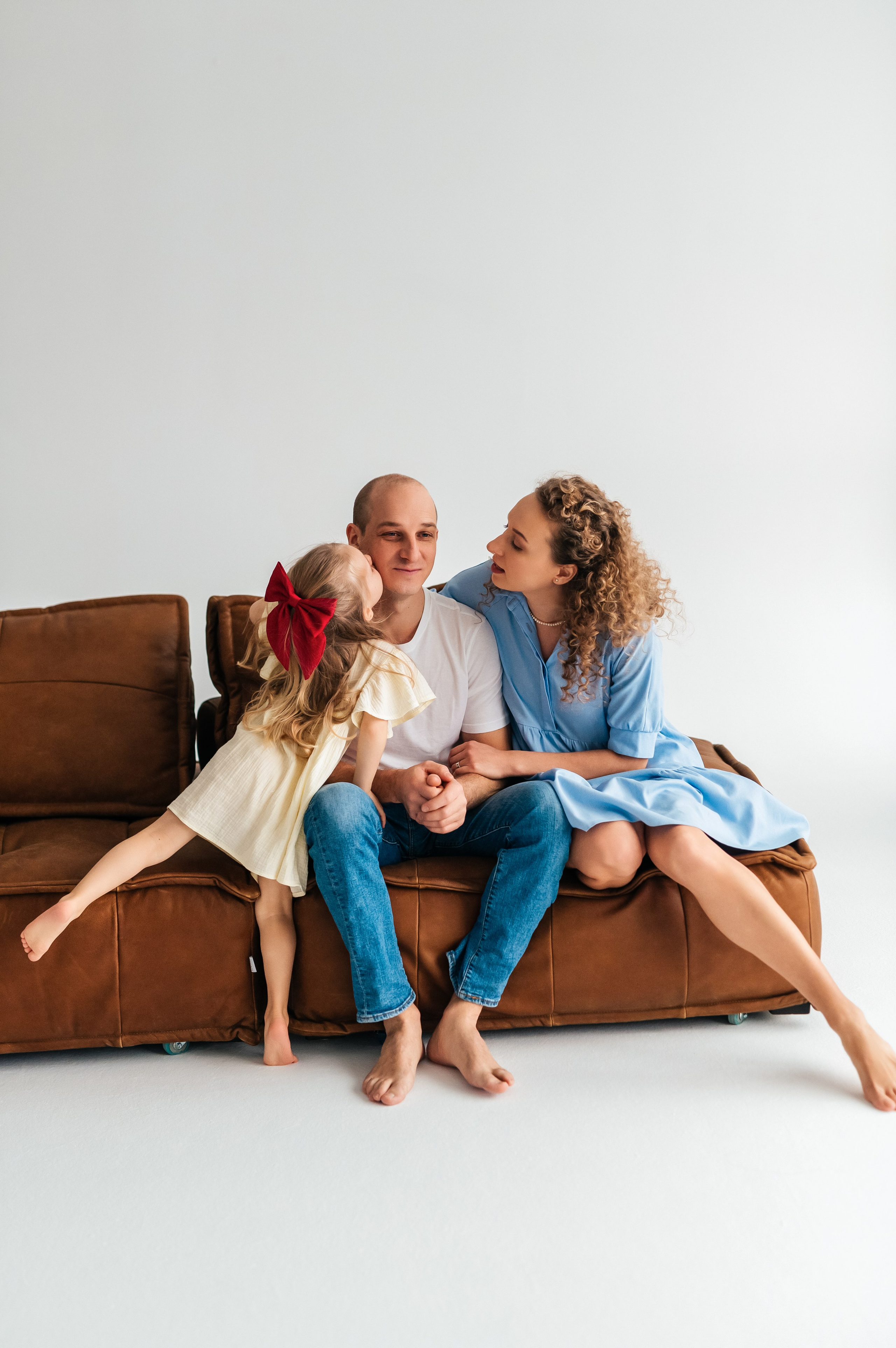 Январская егоза в фотостудии. Семейный фотограф. Lifestyle. Москва. Анастасия Михайлова