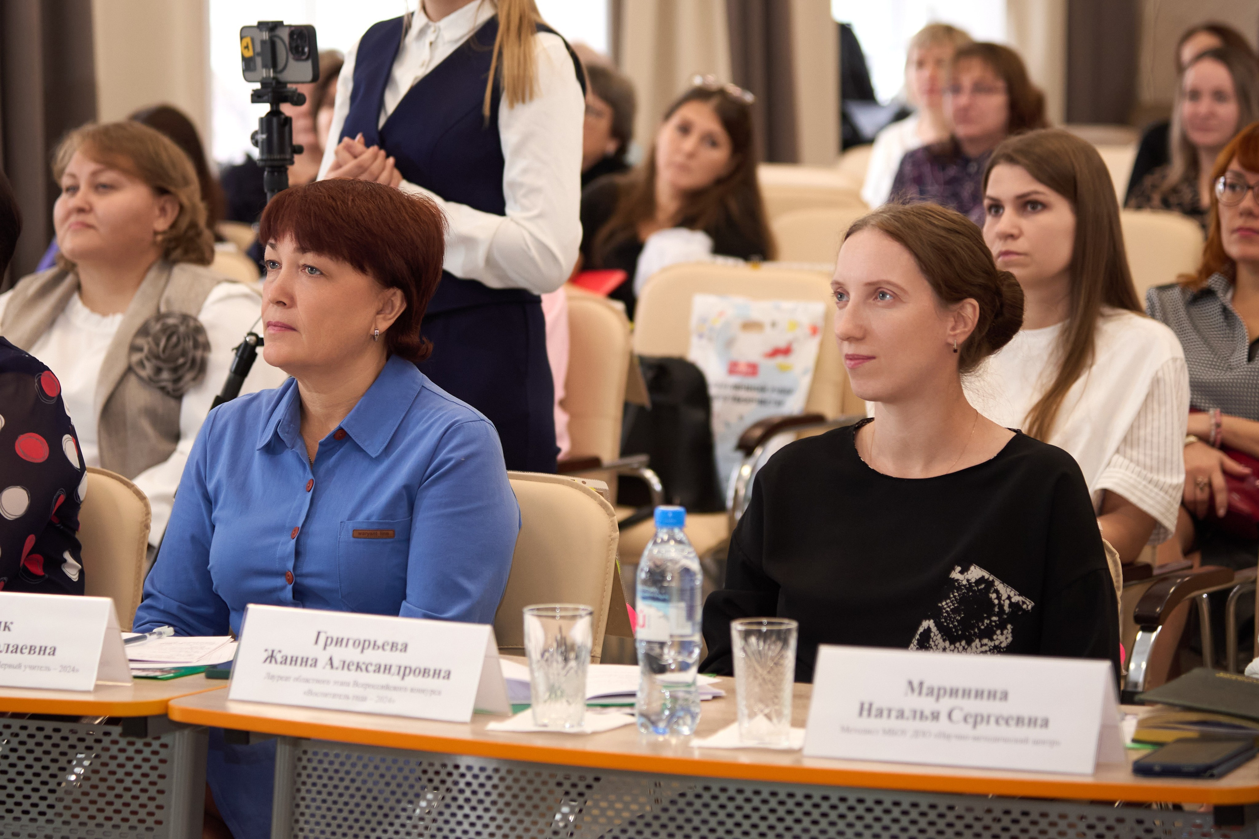 Воспитатель года 2025 в Ленинск-Кузнецком. [fXph] Фотограф Масликов Илья. Съёмка мероприятий в Ленинске-Кузнецком