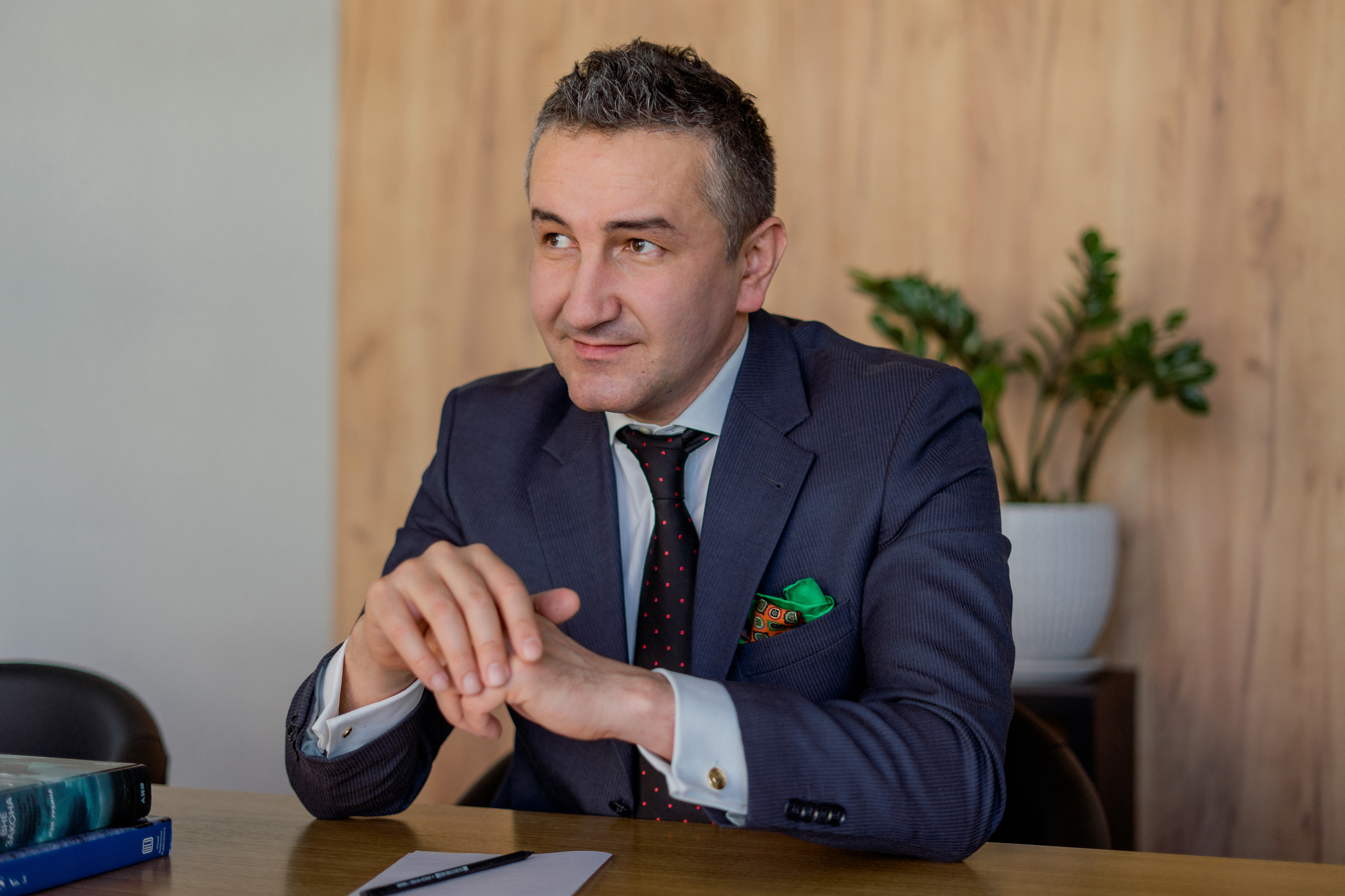 Даниил. Бизнес портрет. Фотограф в Египте, Хургаде, Луксоре, Сафаге. Фотограф по всему миру