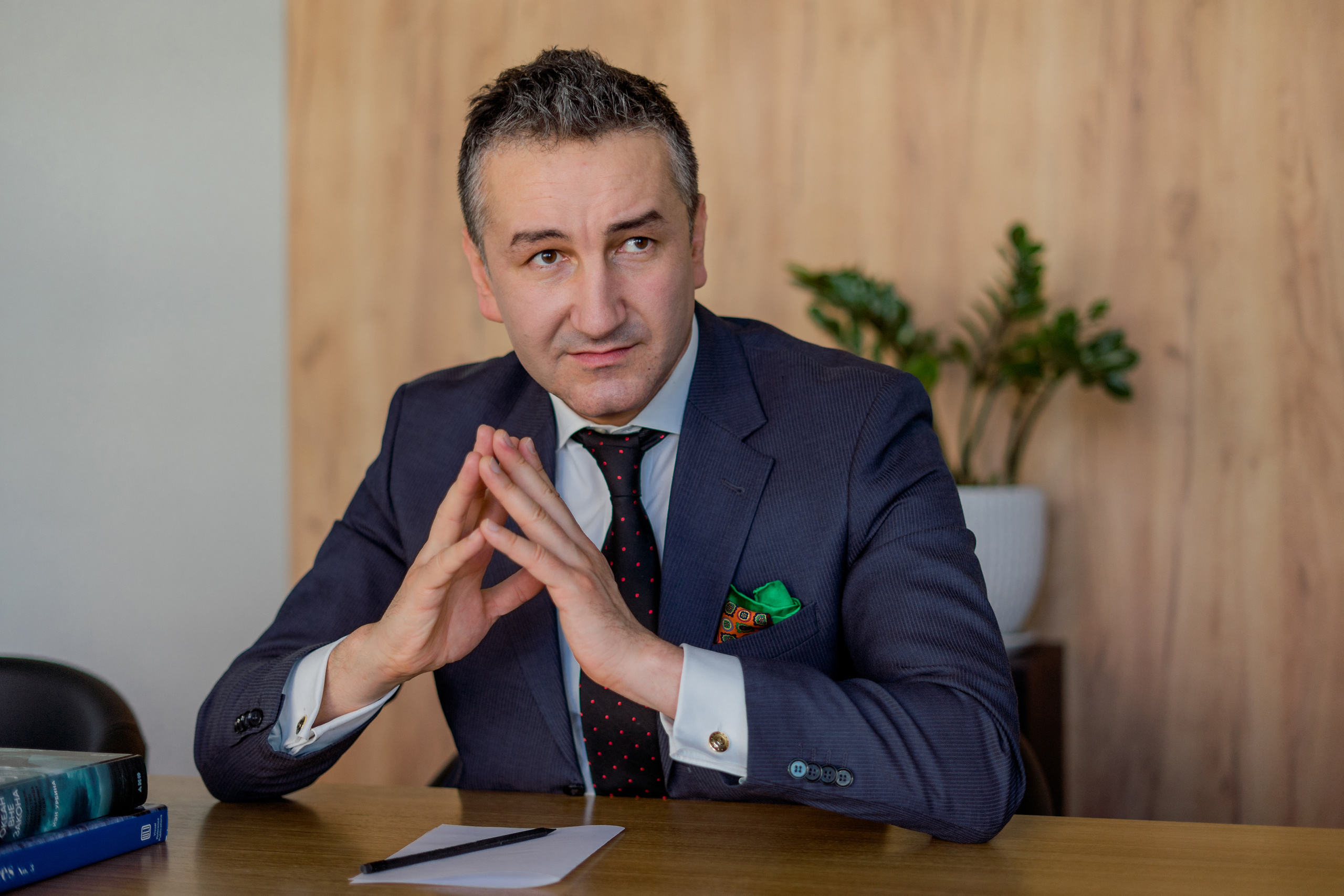 Даниил. Бизнес портрет. Фотограф в Египте, Хургаде, Луксоре, Сафаге. Фотограф по всему миру