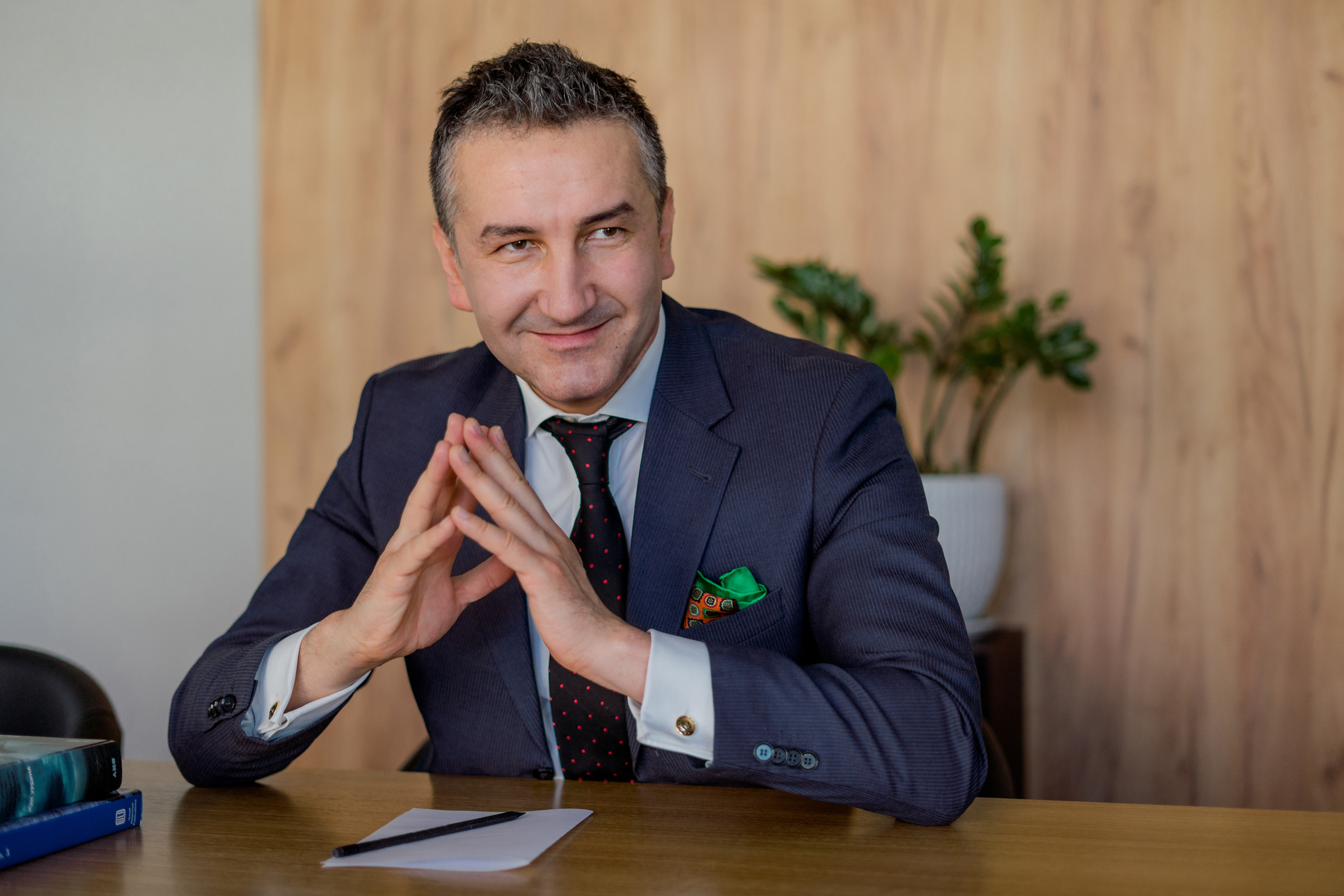 Даниил. Бизнес портрет. Фотограф в Египте, Хургаде, Луксоре, Сафаге. Фотограф по всему миру