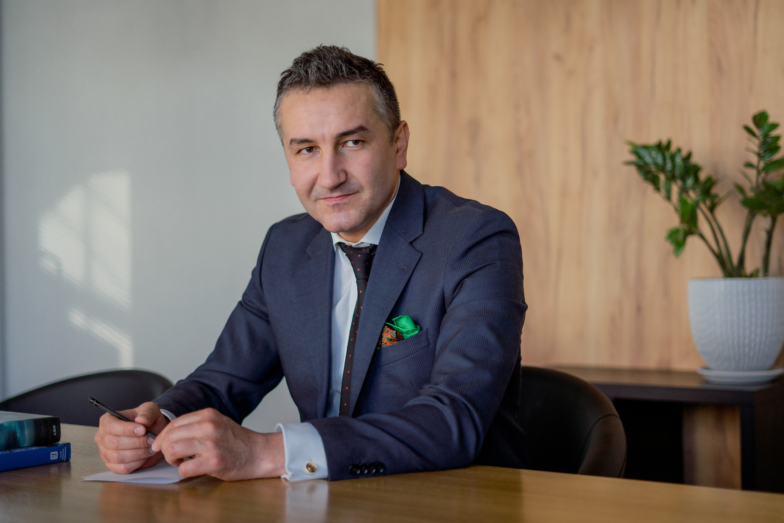 Даниил. Бизнес портрет. Фотограф в Египте, Хургаде, Луксоре, Сафаге. Фотограф по всему миру