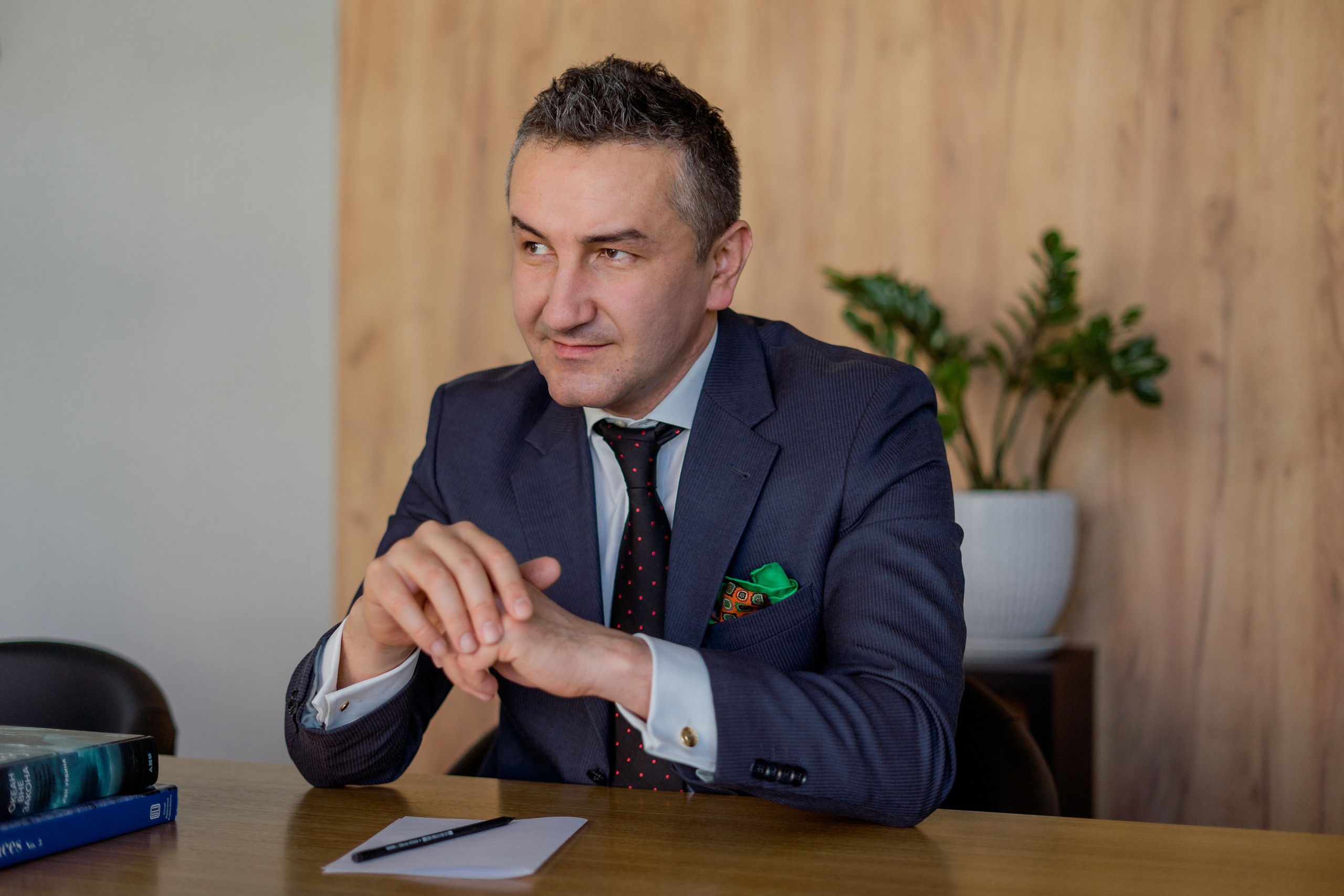 Даниил. Бизнес портрет. Фотограф в Египте, Хургаде, Луксоре, Сафаге. Фотограф по всему миру