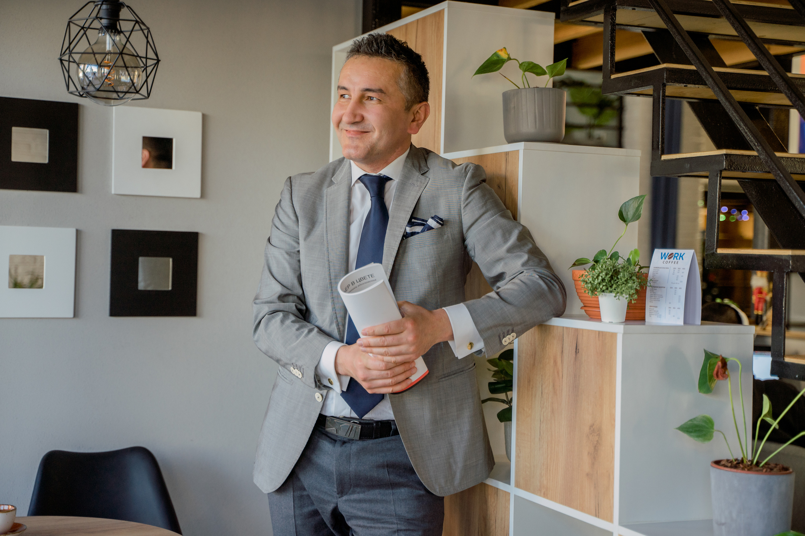 Даниил. Бизнес портрет. Фотограф в Египте, Хургаде, Луксоре, Сафаге. Фотограф по всему миру