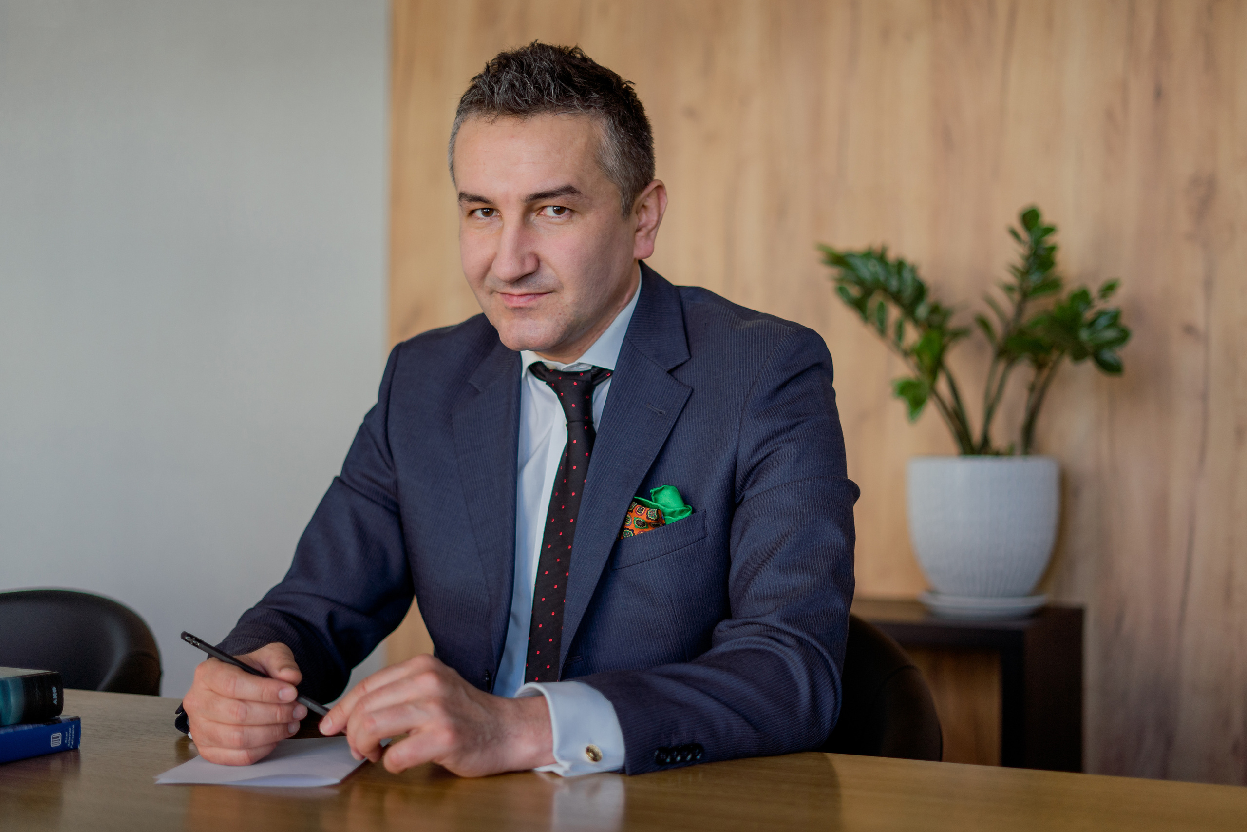 Даниил. Бизнес портрет. Фотограф в Египте, Хургаде, Луксоре, Сафаге. Фотограф по всему миру