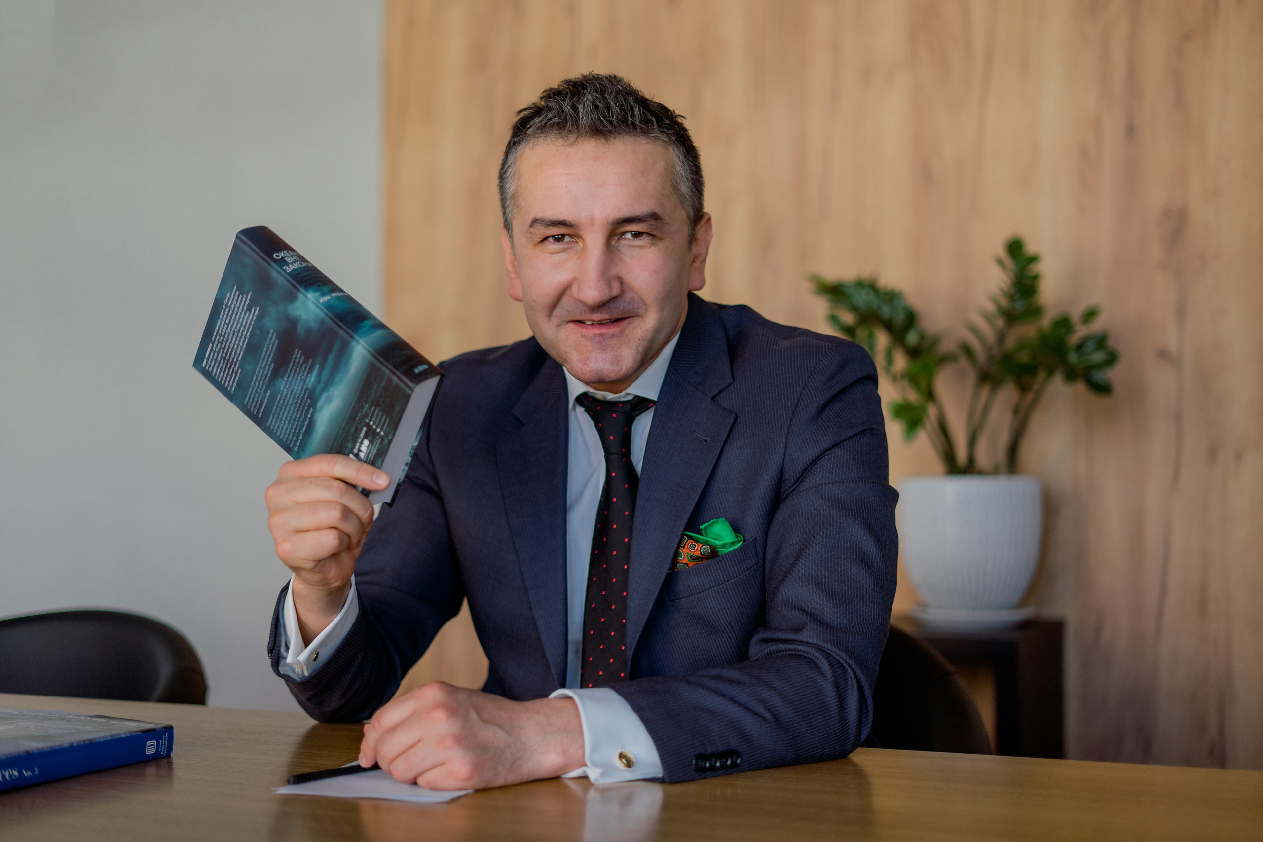 Даниил. Бизнес портрет. Фотограф в Египте, Хургаде, Луксоре, Сафаге. Фотограф по всему миру