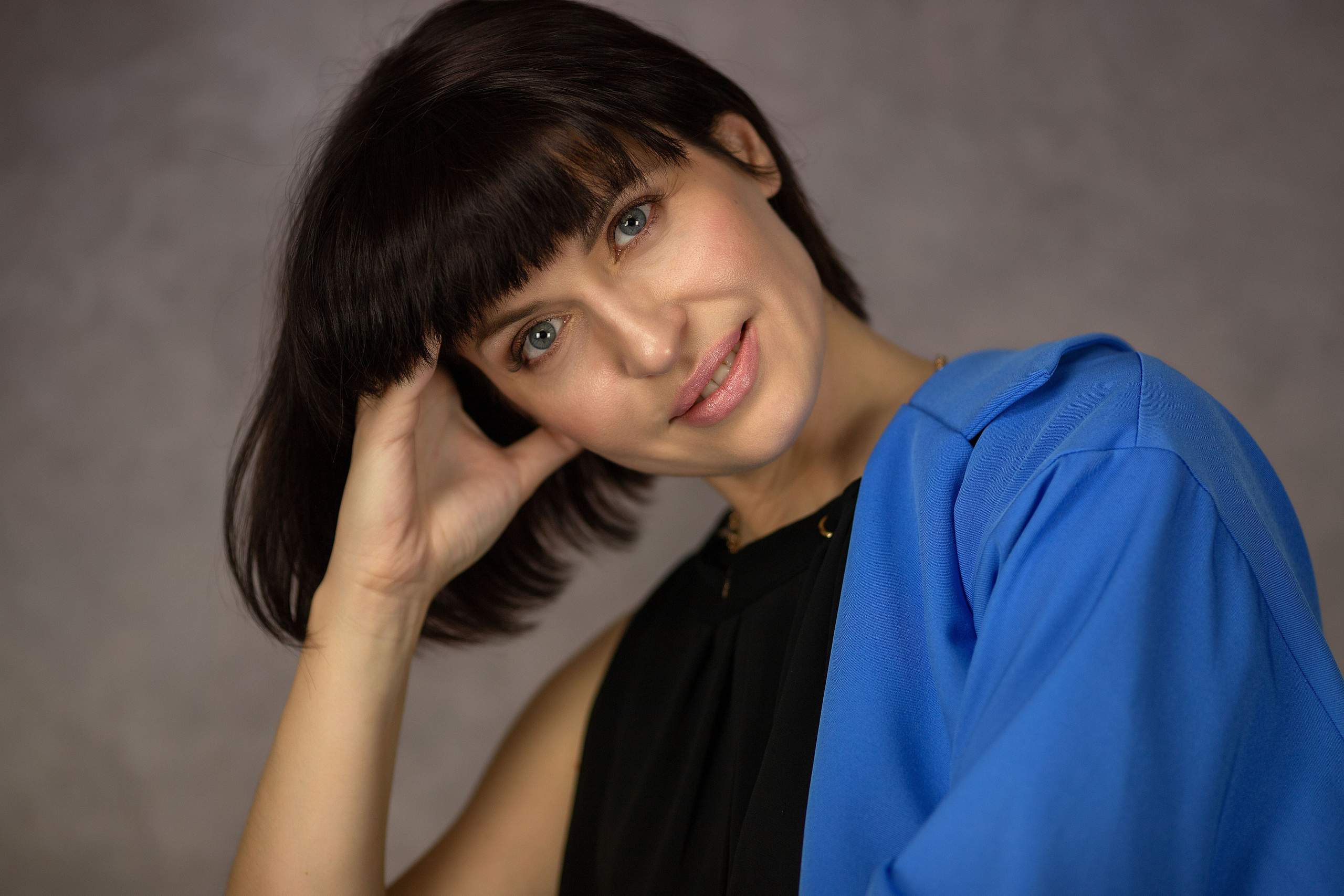 Бизнес контент для продвижения специалистов. Женский и портретный фотограф Мила Прошина. Краснодаар