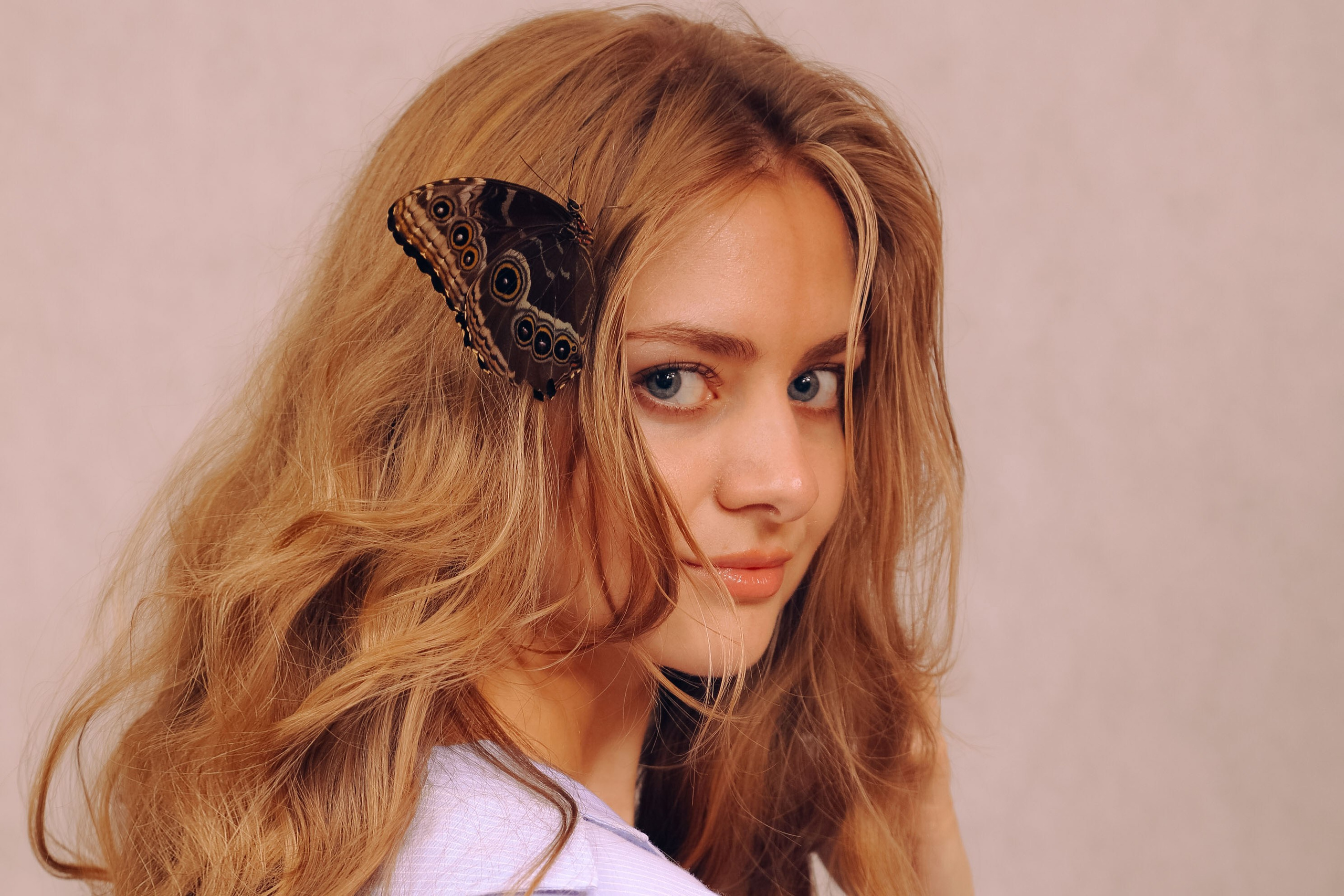 Маргарита и бабочка. Семейный и детский фотограф в Санкт-Петербург. Natalia Fadel