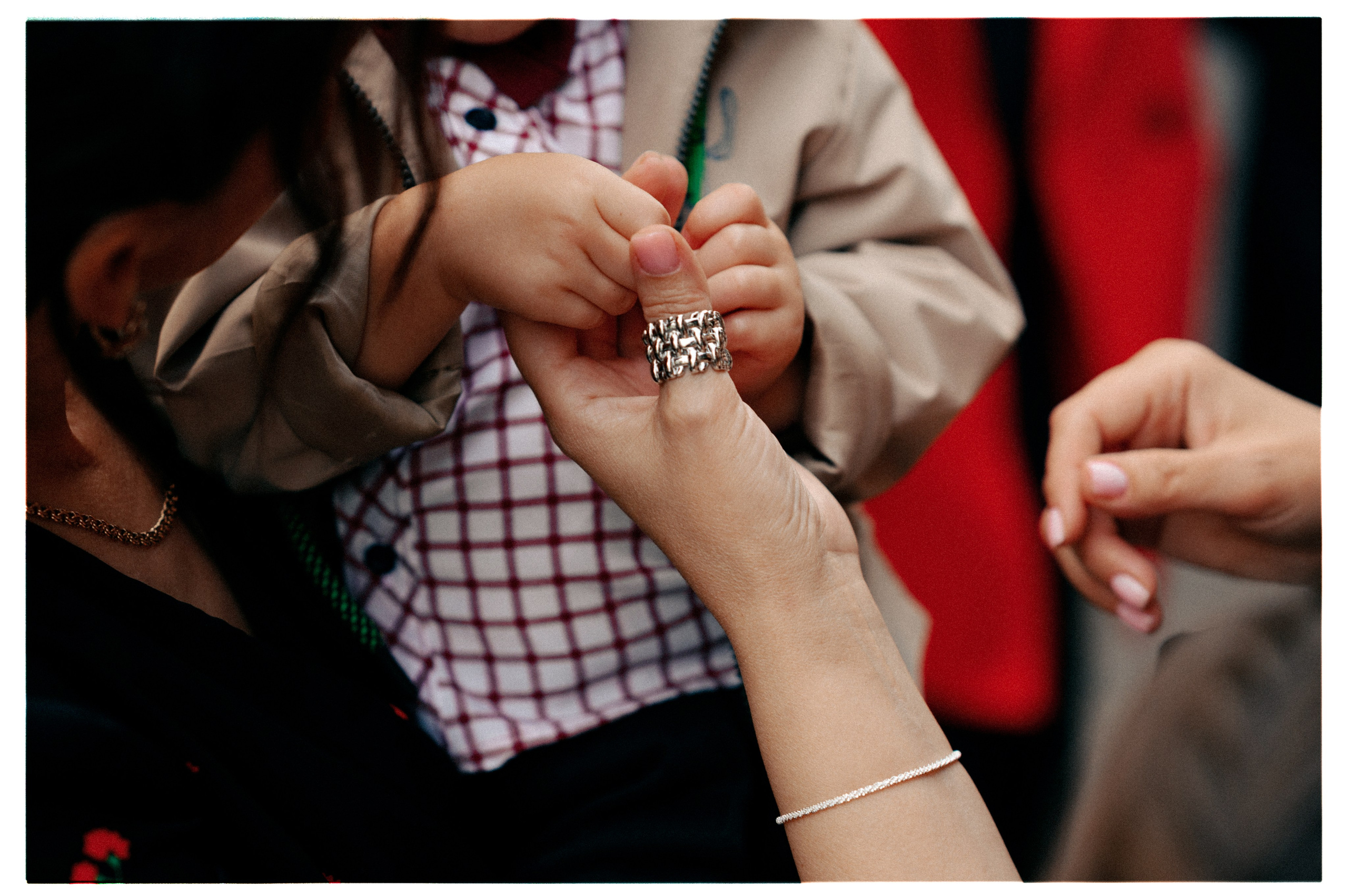 ЛЮБОВЬ КРАСНА. Свадебный и семейный фотограф Никита Корохов