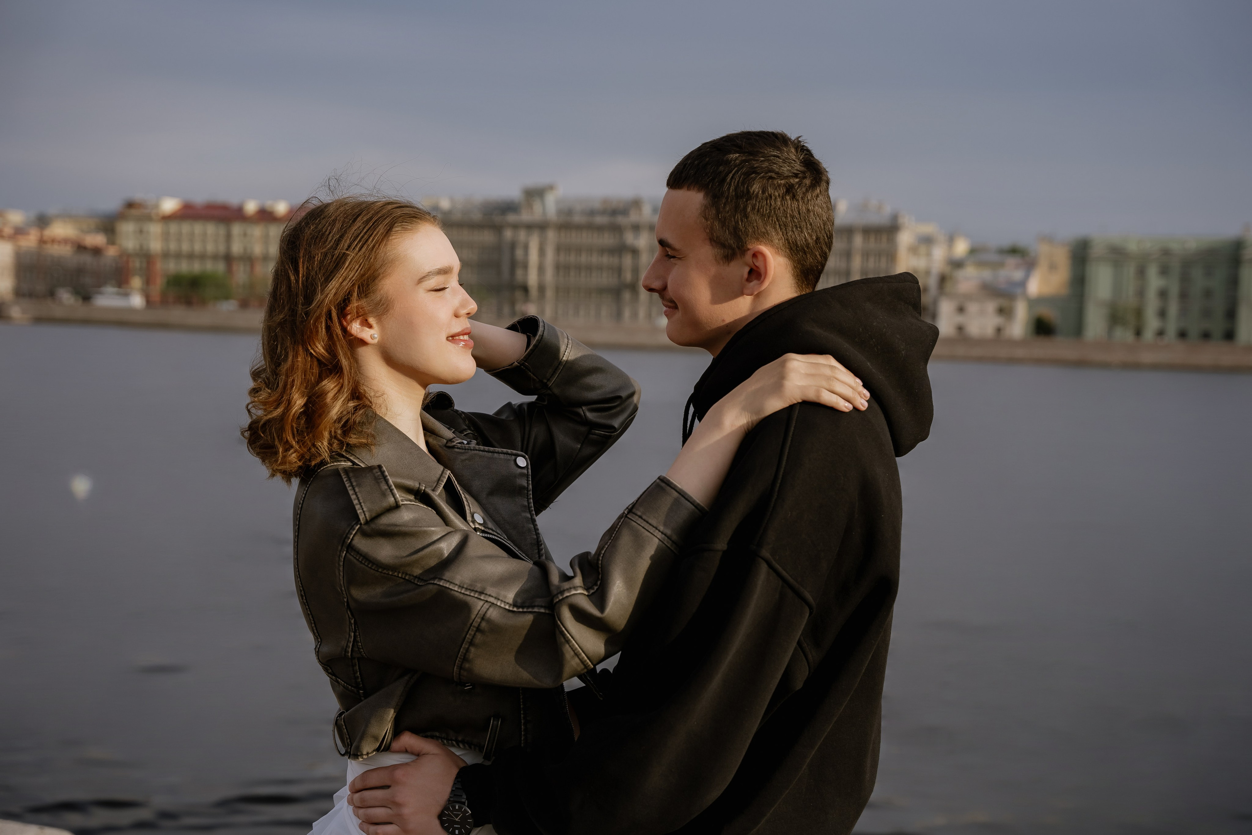 Прогулка у Невы