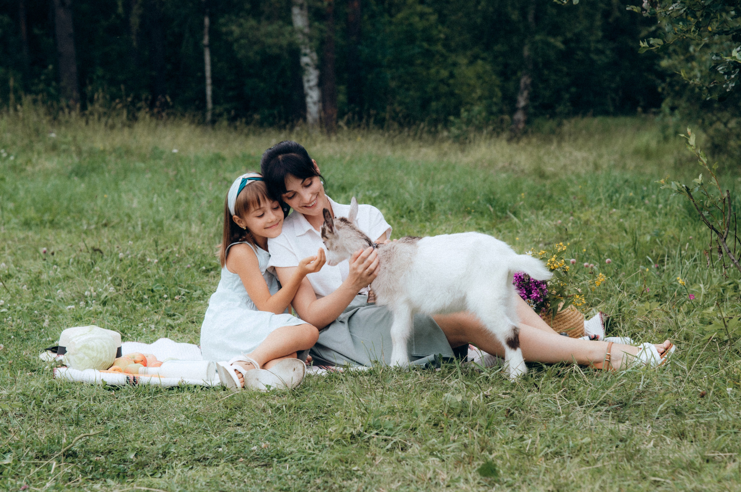 С козочками в Ульяновке. Фотограф в Санкт-Петербурге Кристина Брянская