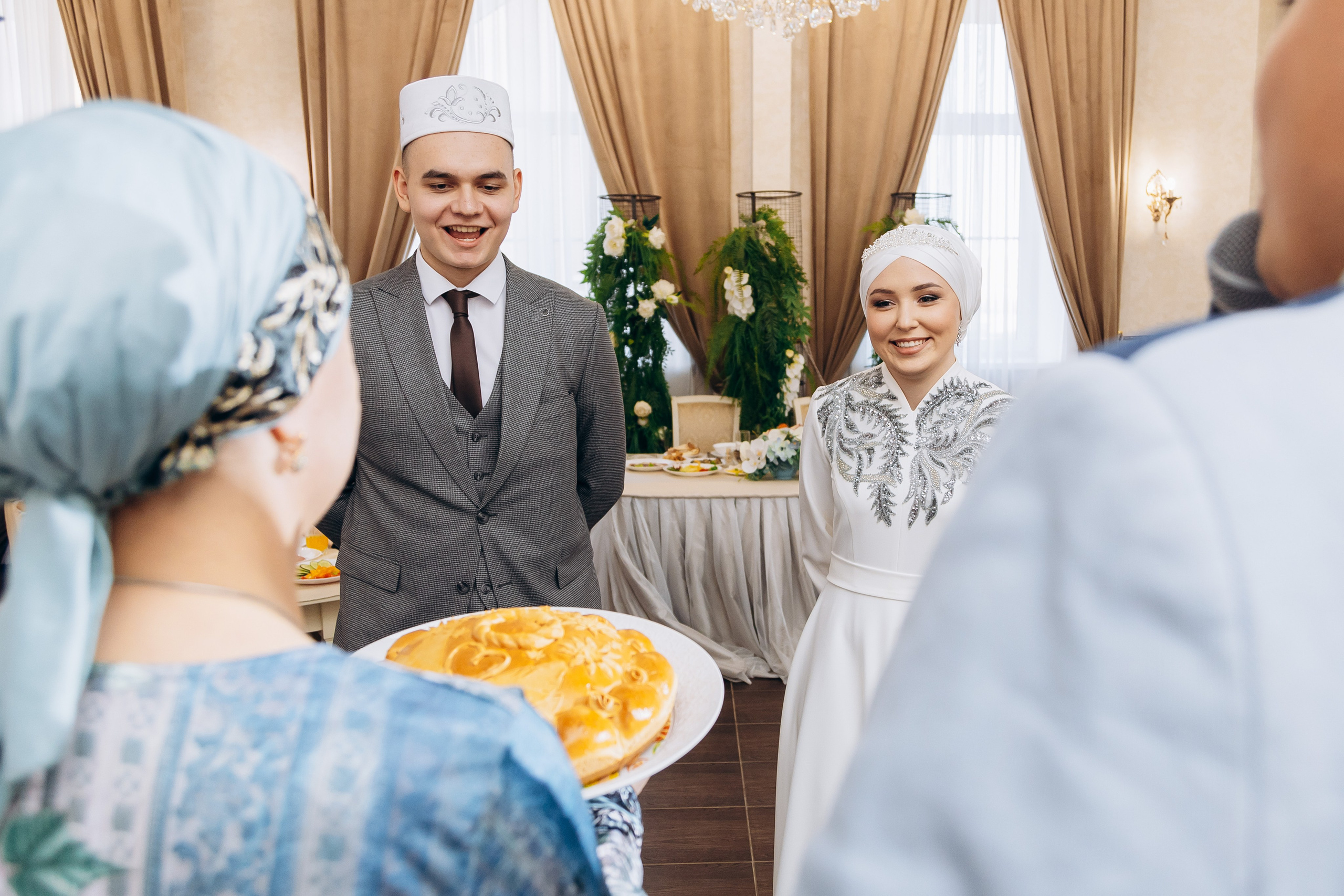 никах в мечети Гаиля,  фотосессия в мечети Гаиля, фотограф на никах Казань Ranas4you, образ невесты на никах, завязывание платка Казань, платье на никах Казань, фотограф на мусульманские свадьбы Ranas4you