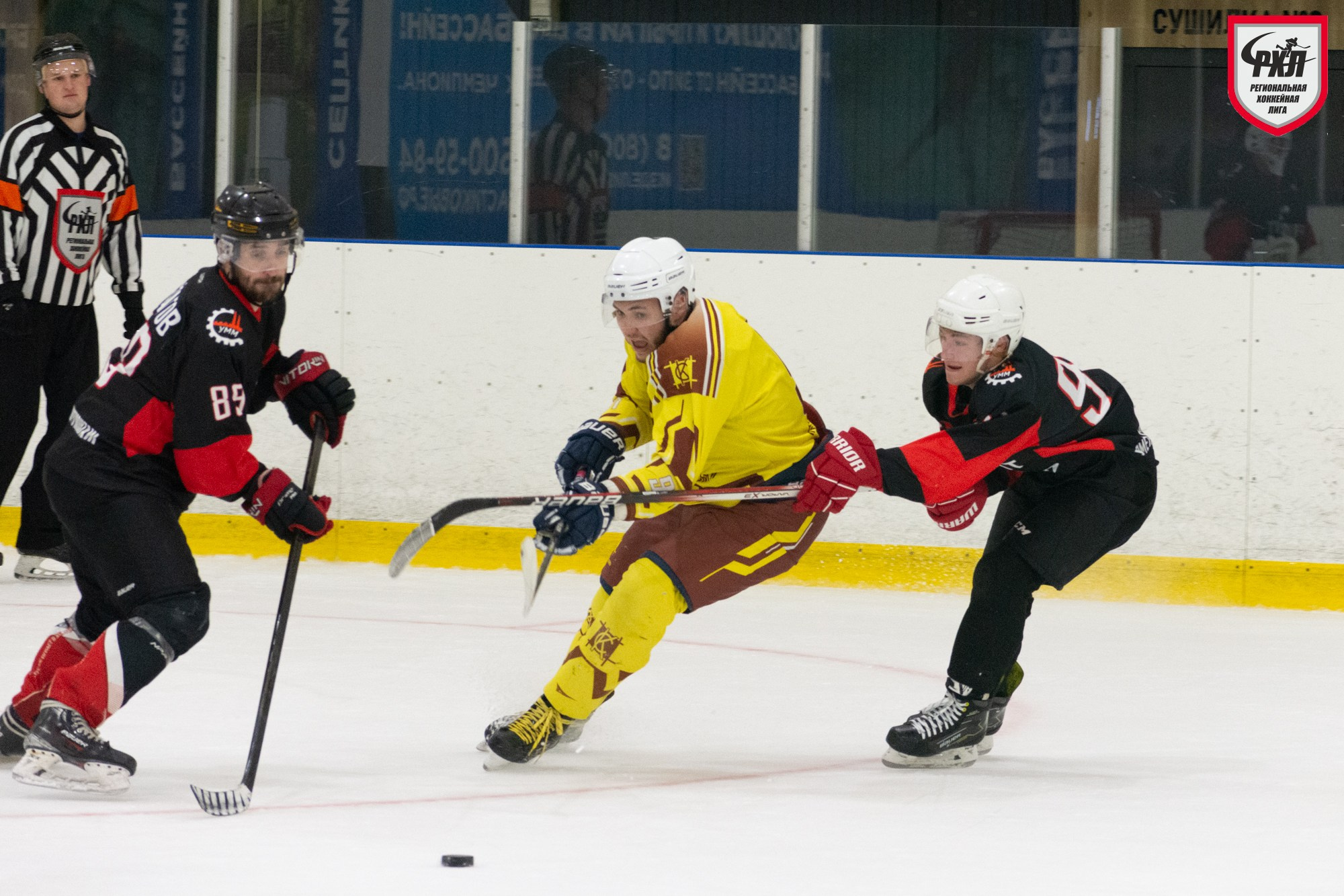 Хоккей. Фотограф Максим Буряк