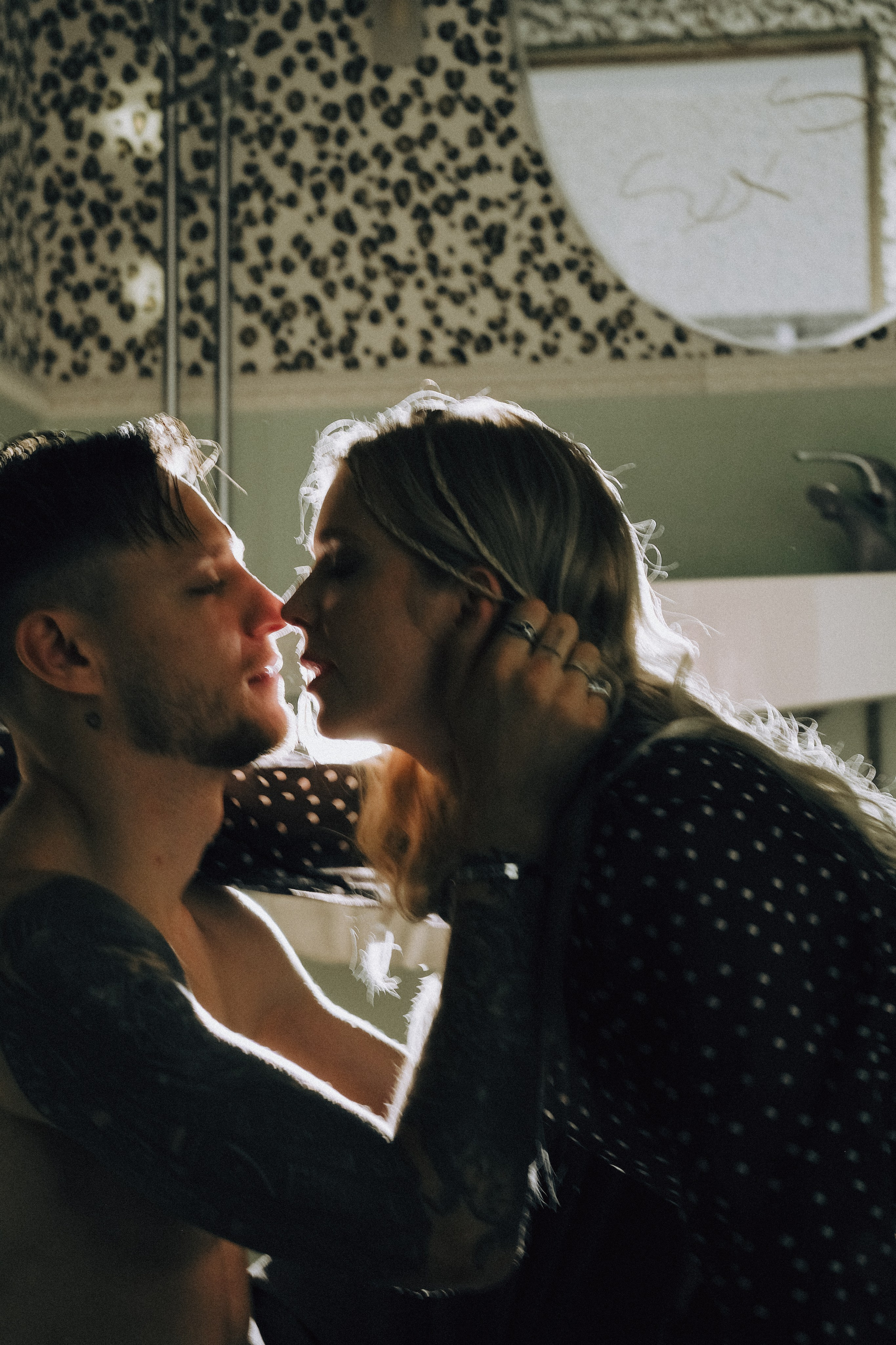 СВАДЕБНАЯ СЬЕМКА С КАБРИОЛЕТОМ В САНТК-ПЕТЕРБУРГЕ НА ПЕТРОГРАДКЕ В ОТЕЛЕ ПАНОРАМИКА. Профессиональный фотограф, Санкт-Петербург — Виктория Богомолова