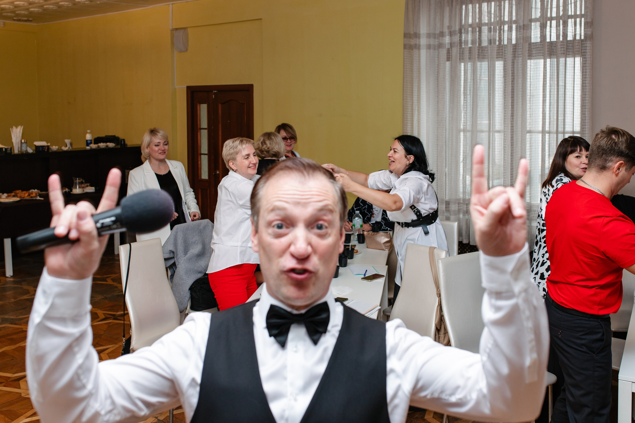 Мастер-класс для банкетных ведущих. Октябрь 2024. Фотограф Пермь. Свадьбы. Семья и дети, школа, д. сад. Фотокниги