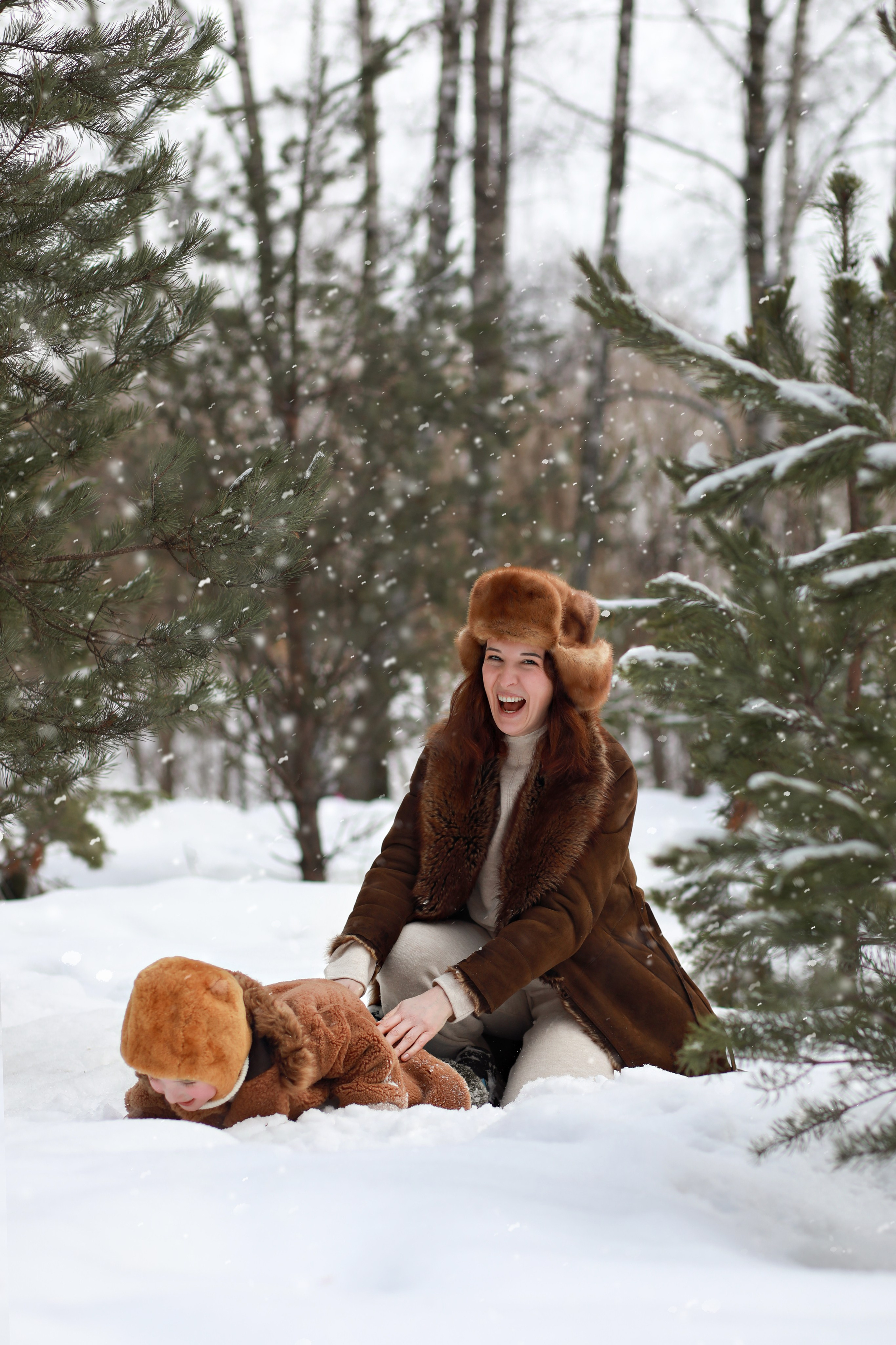 Деревня Бибирево мама и сын. Детский и семейный фотограф г. Москва Оксана Катаджи