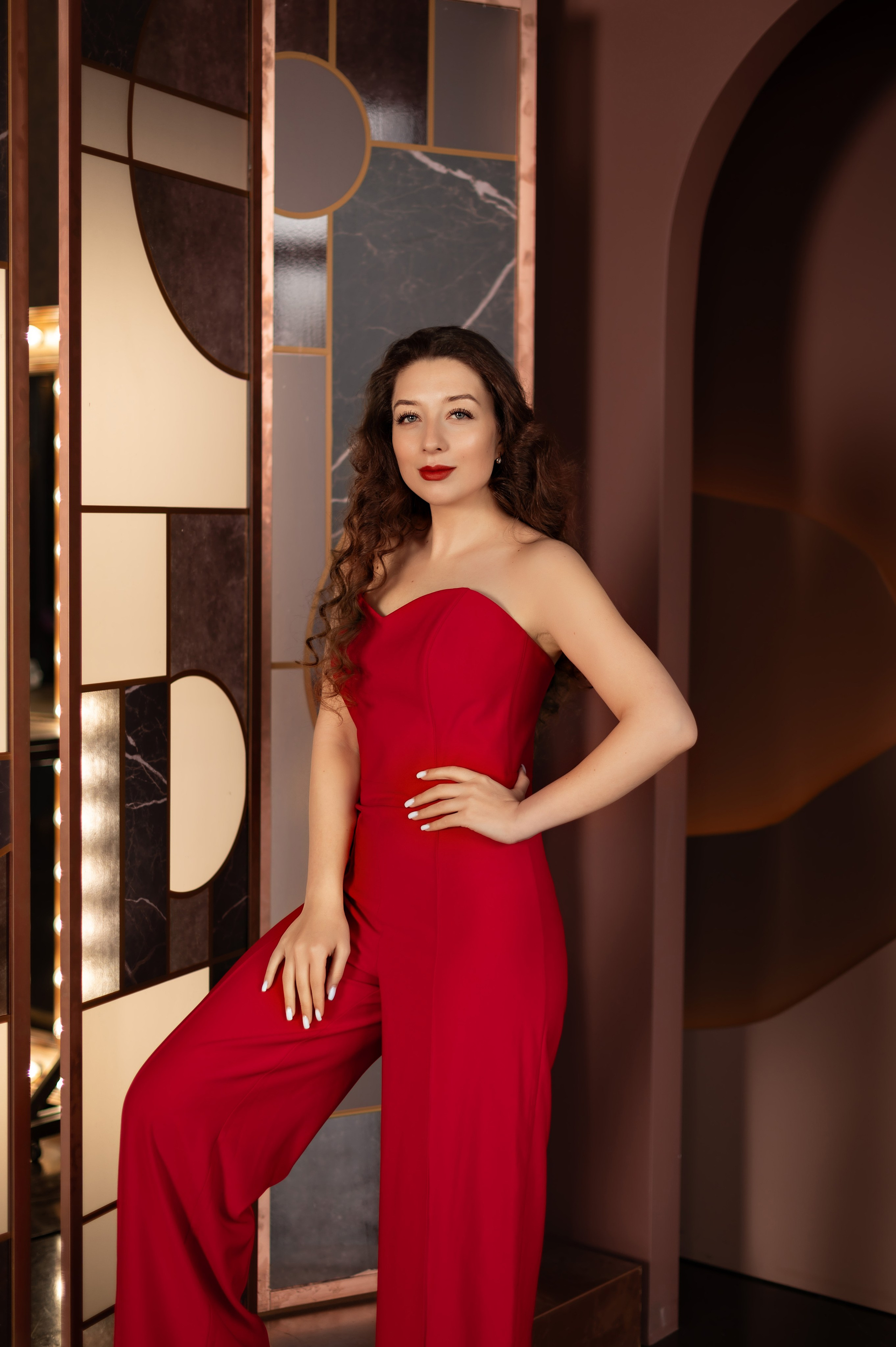 Cross+Studio, Зал Тесла. Детский и семейный фотограф г. Москва Оксана Катаджи