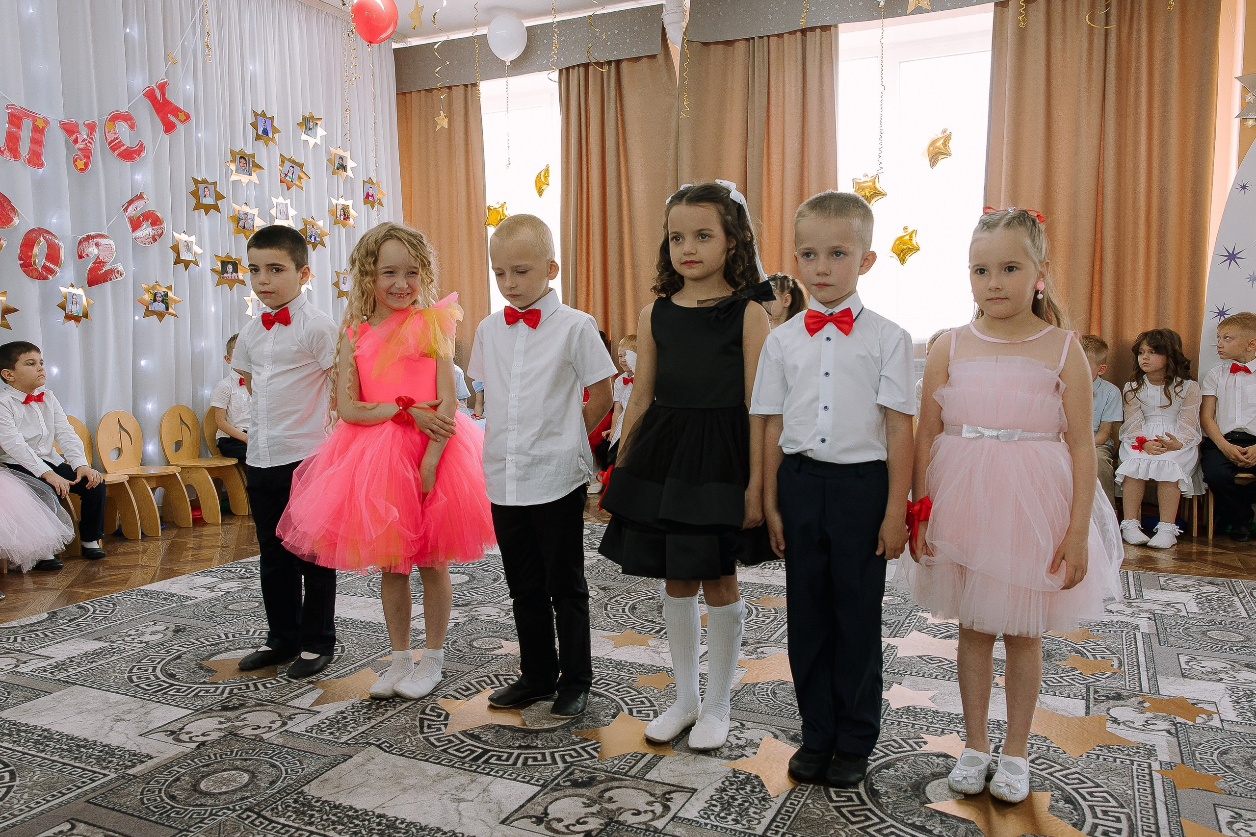 Выпускной в ДС 26. Выпускные альбомы Натальи Бутко: Новороссийск, Анапа, Геленджик