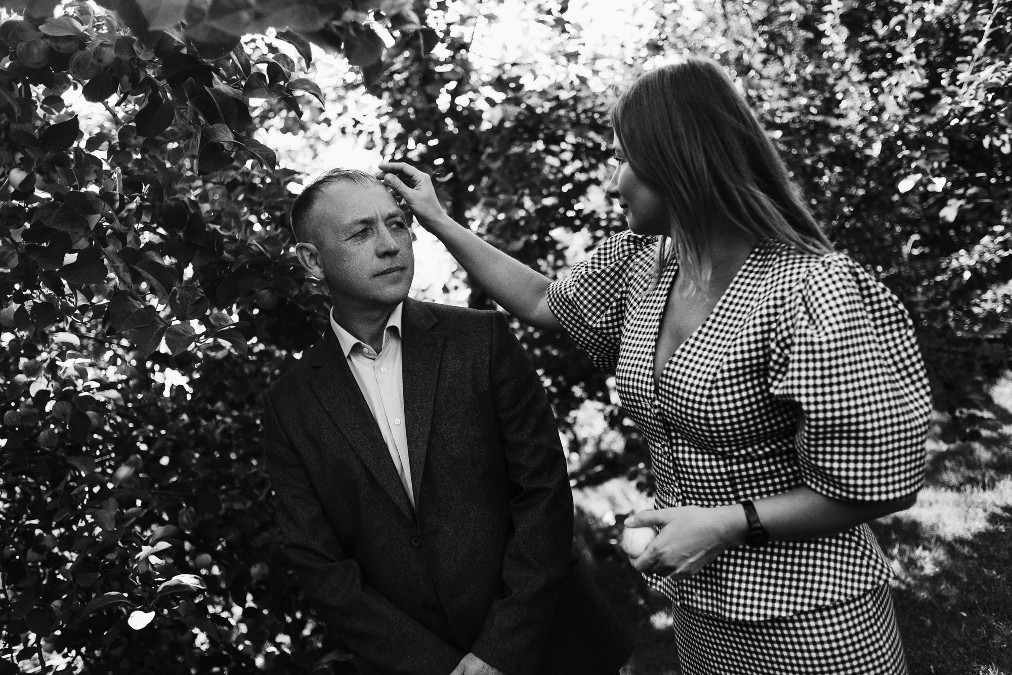 Черно-белое фото родителей