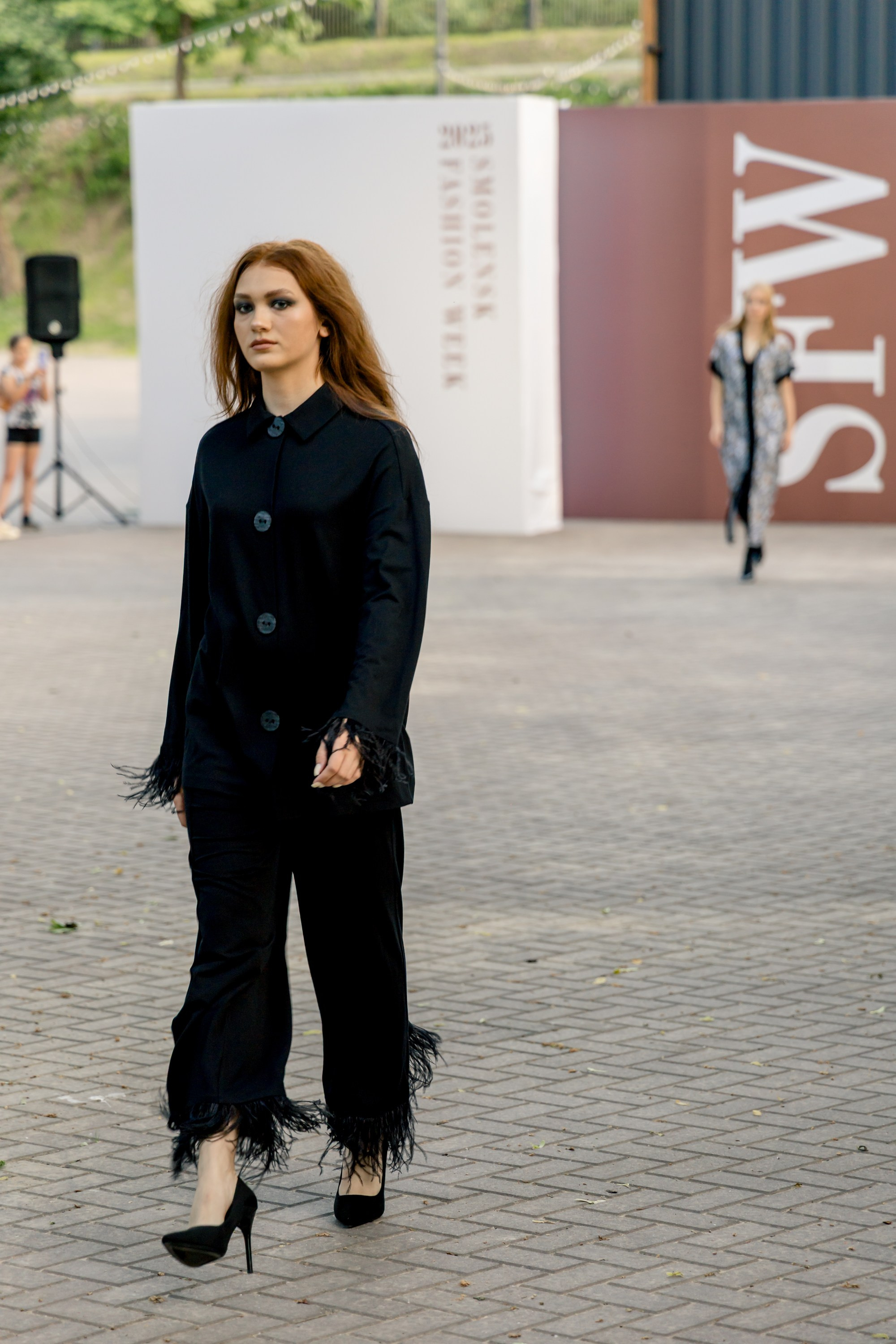 Smolensk Fashion Week 2025_показы_ДЕНЬ 1_ВЕЧЕРНИЙ ПОКАЗ_19:00. Главная