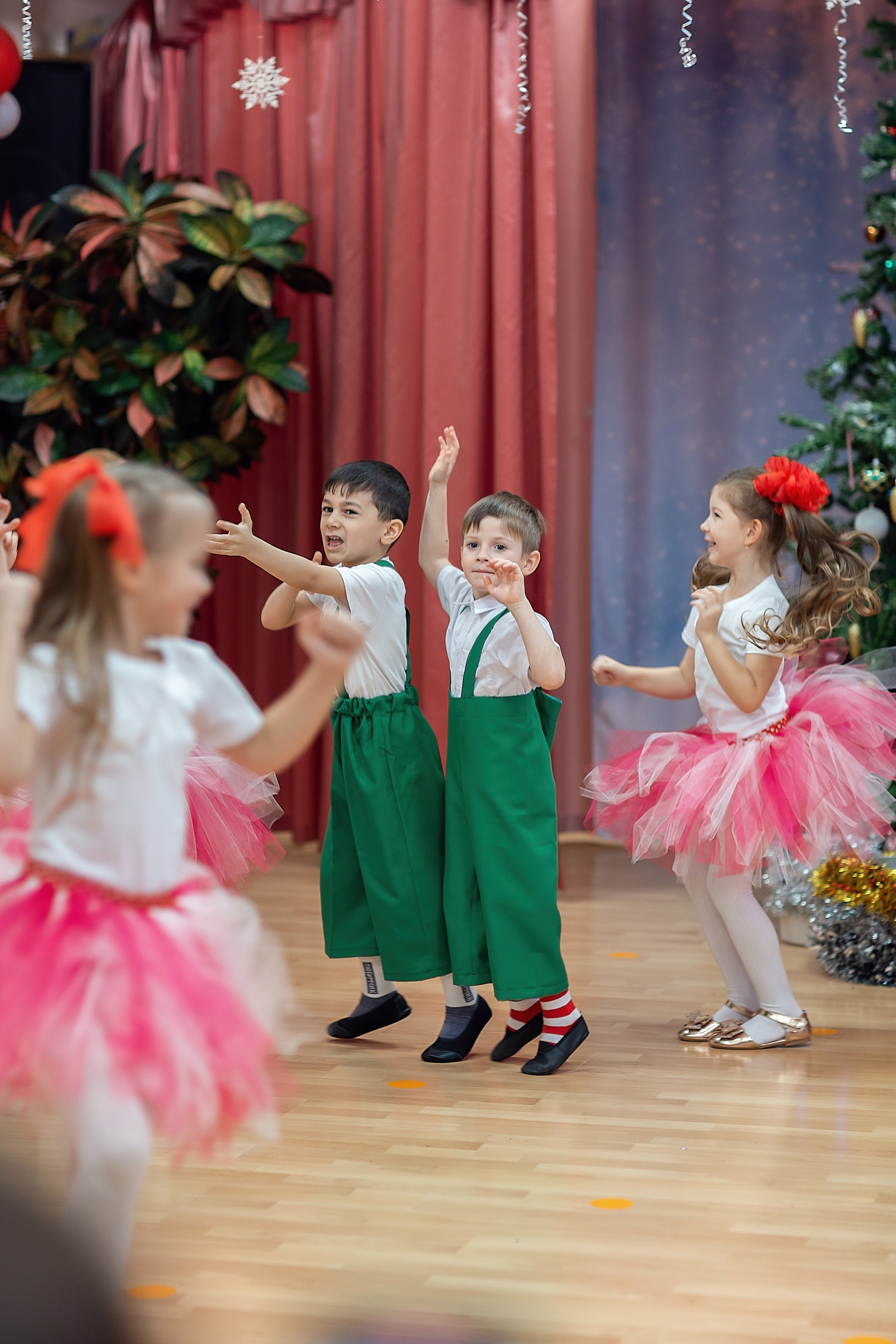 Утренник_"Карамельная фабрика» 2024. Семейный фотограф в Санкт-Петербурге