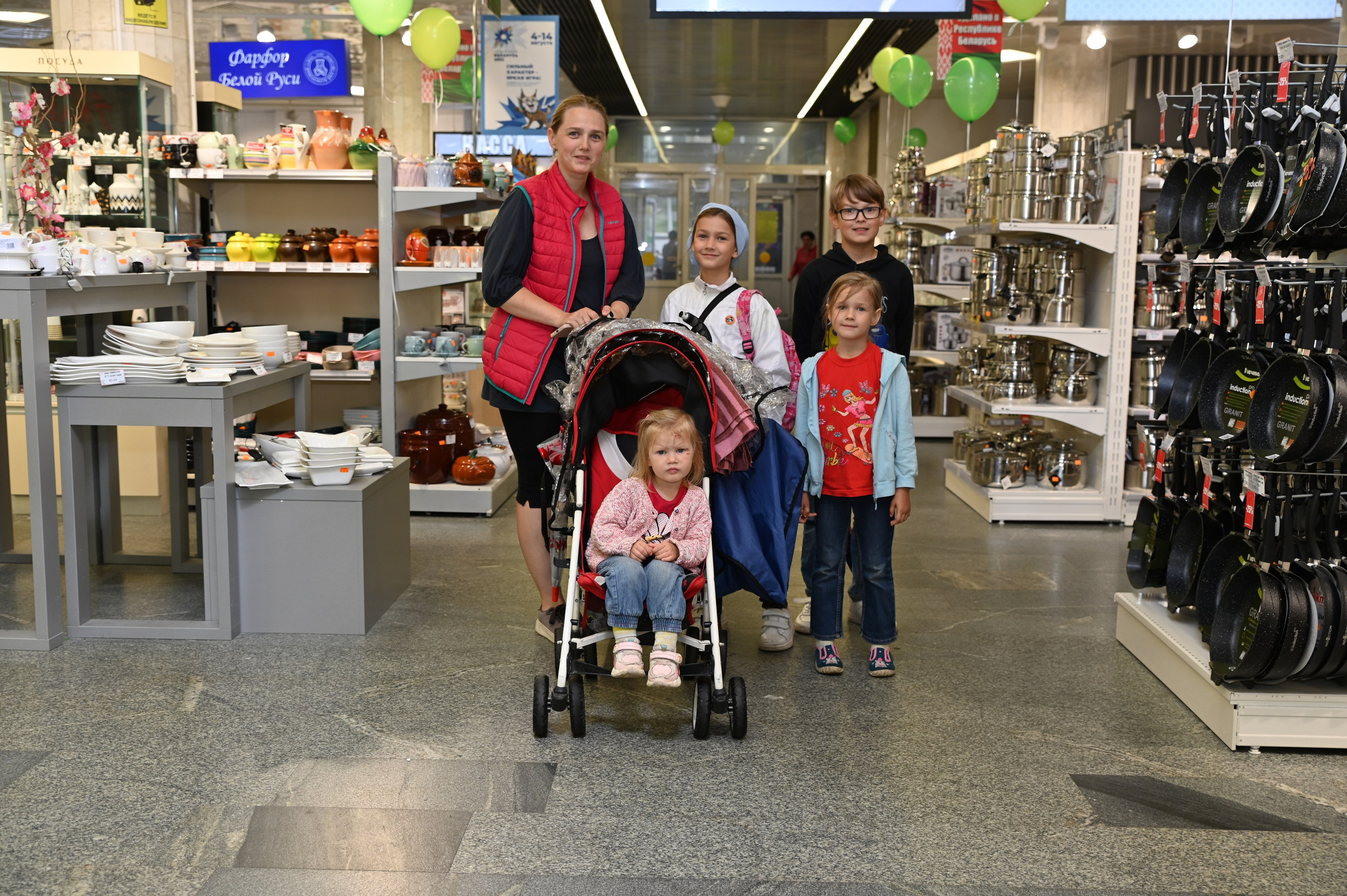 Репортажная съемка с открытия магазина. Фотоуслуги, услуги фотографа, фотографирование важных событий