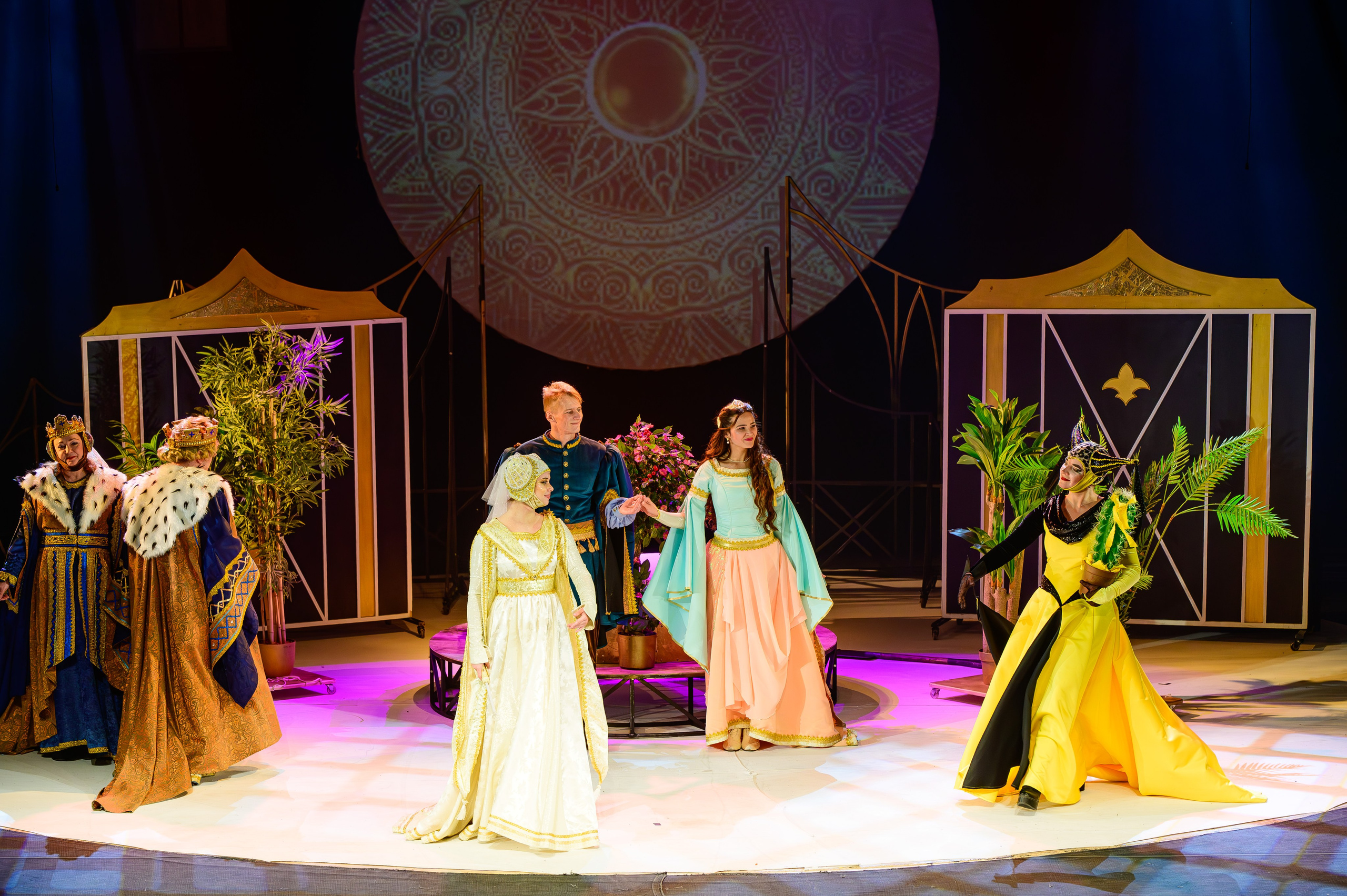 Детский спектакль @bgm_teatr «Спящая красавица ". Фотоуслуги, услуги фотографа, фотографирование важных событий