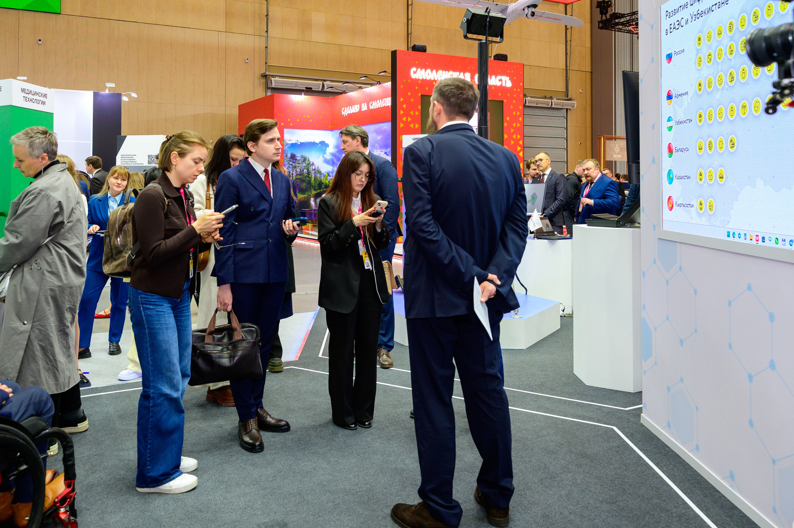 BigindustrialweekBelarus. Фотоуслуги, услуги фотографа, фотографирование важных событий