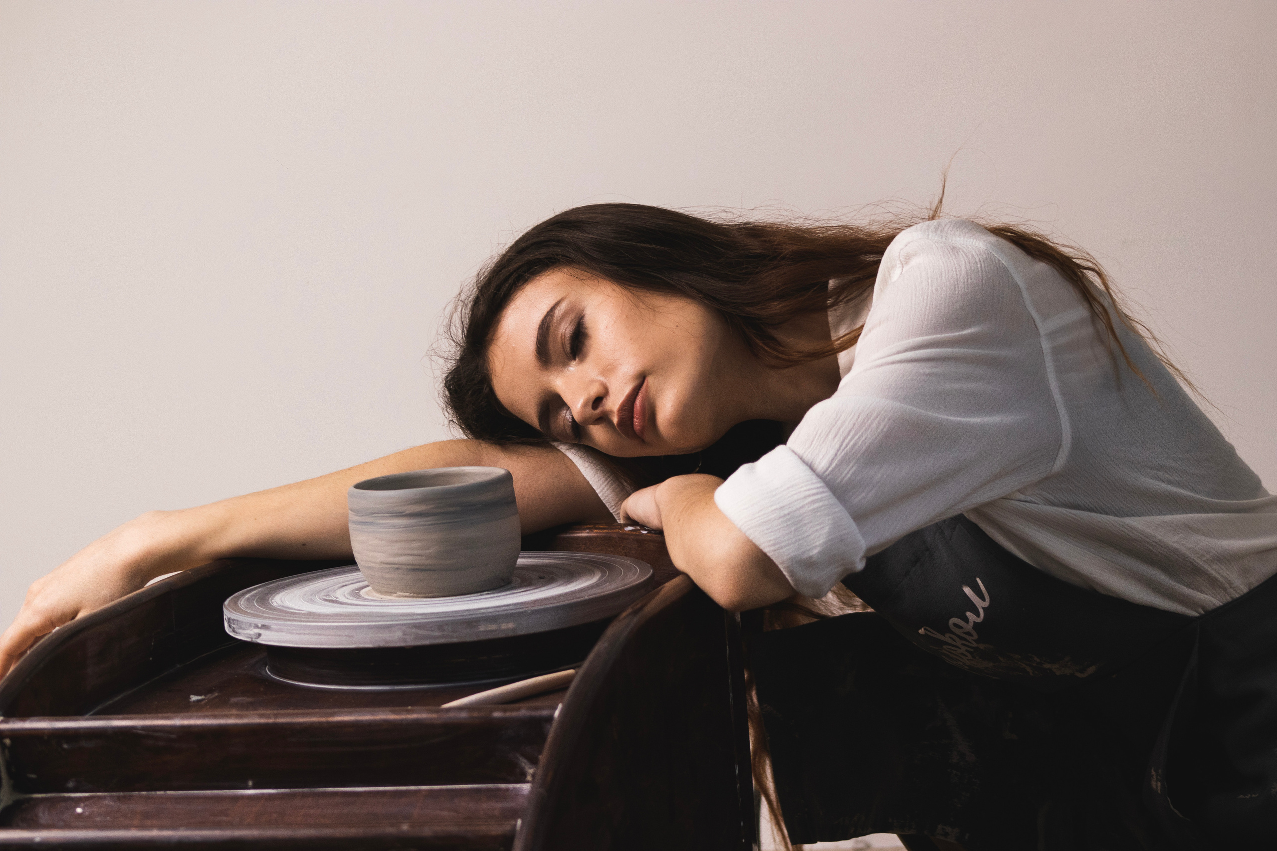 Свидание в гончарной мастерской. Настя Лекса. фотограф г. Красноярск