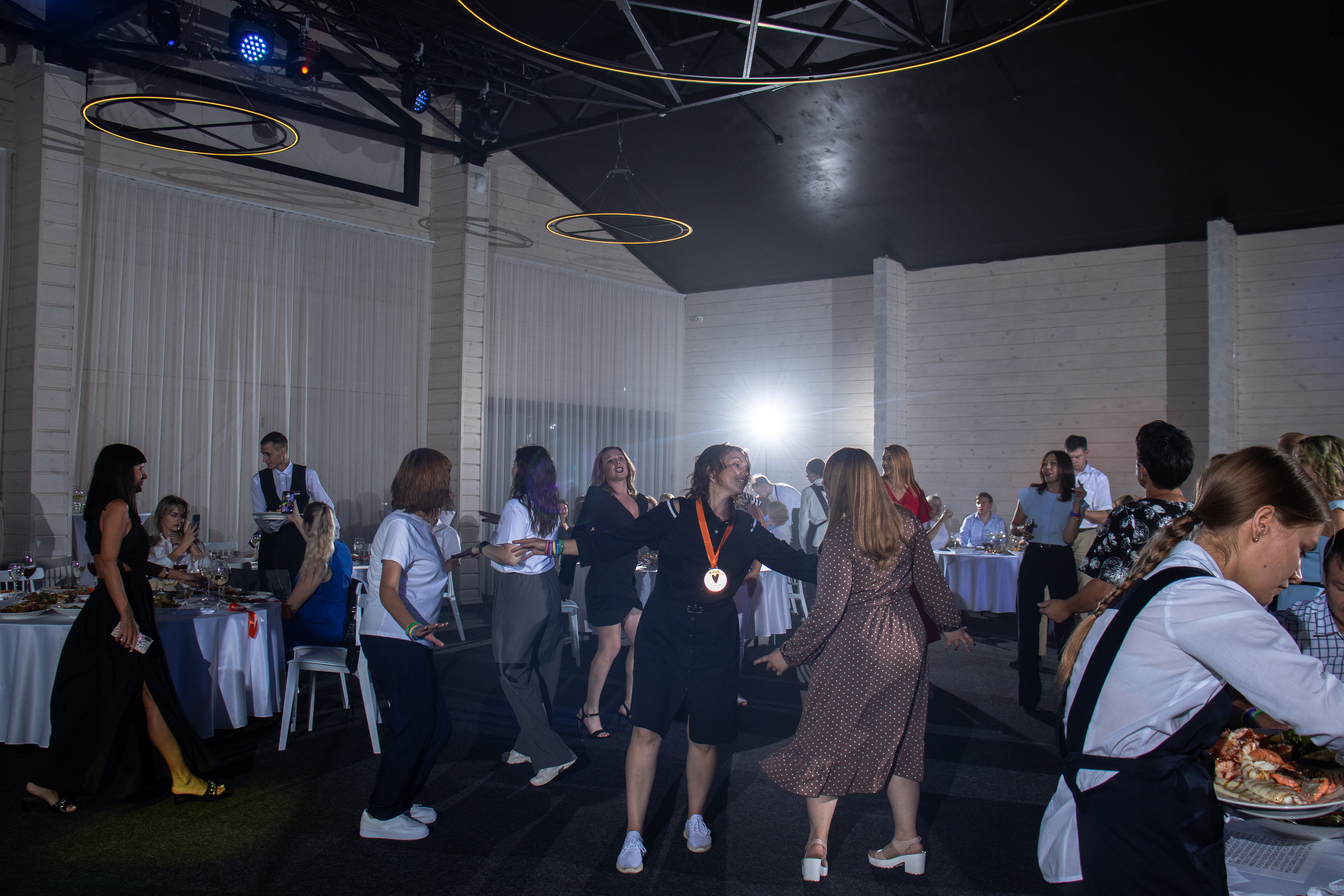 Юбилей. 30 лет компании «Согласие». Настя Лекса. фотограф г. Красноярск